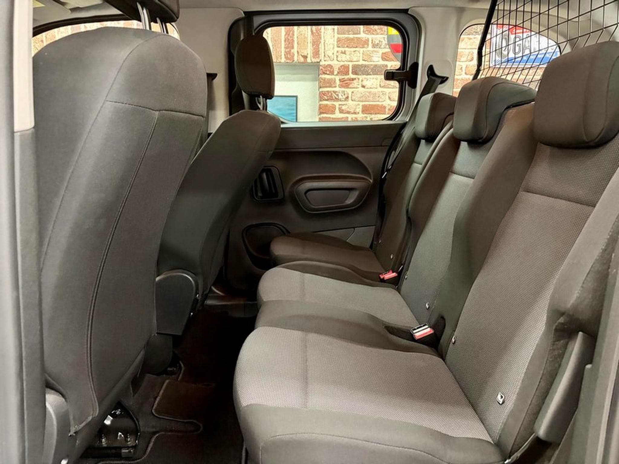 Citroen Berlingo Berlingo 1.5 BlueHdi 102cv LIFE (2022) - Photo 6
