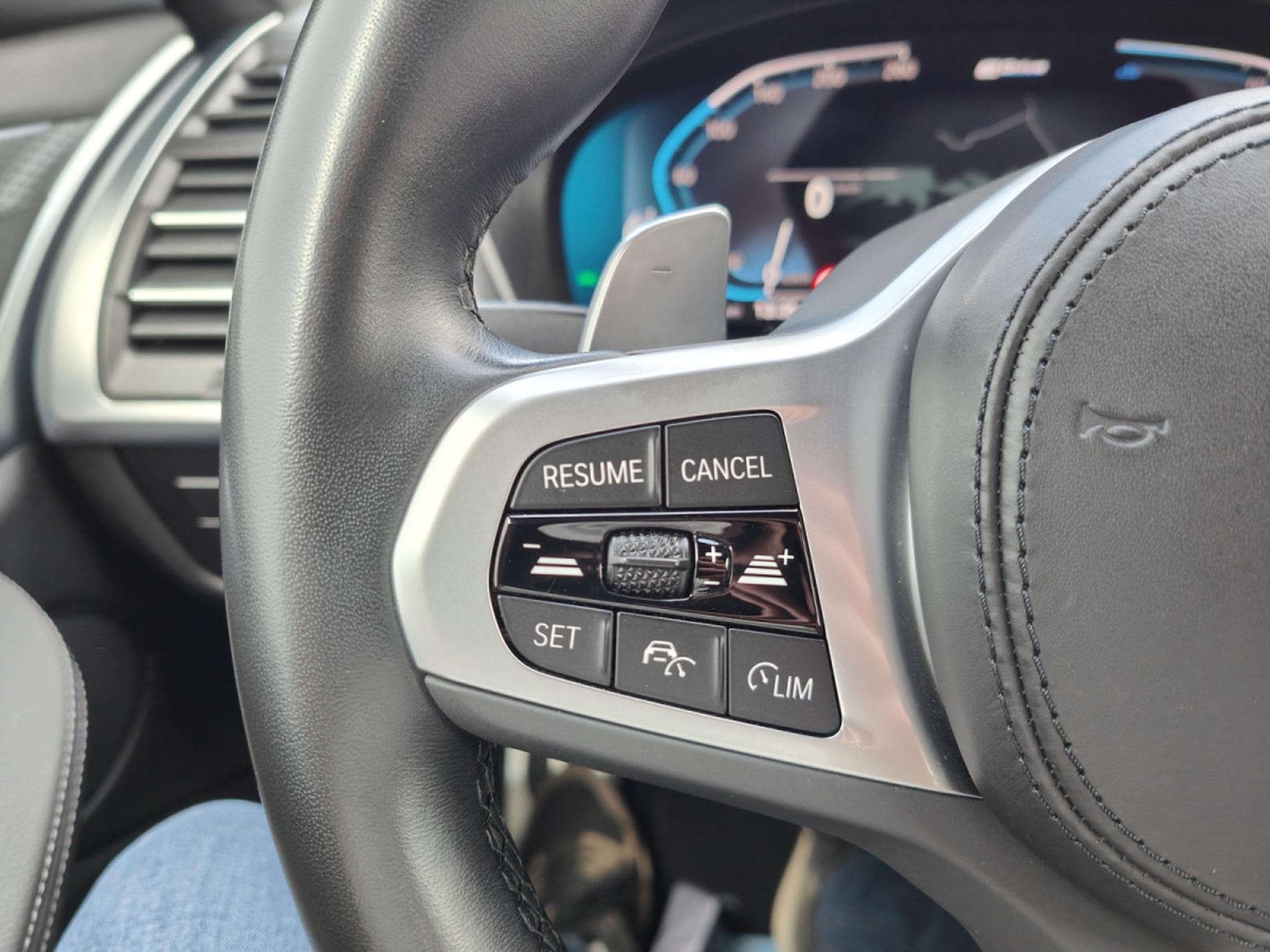 BMW X3 XDRIVE30e PACK M CARPLAY CAMERA 360 GPS LED (2023) - Photo 23