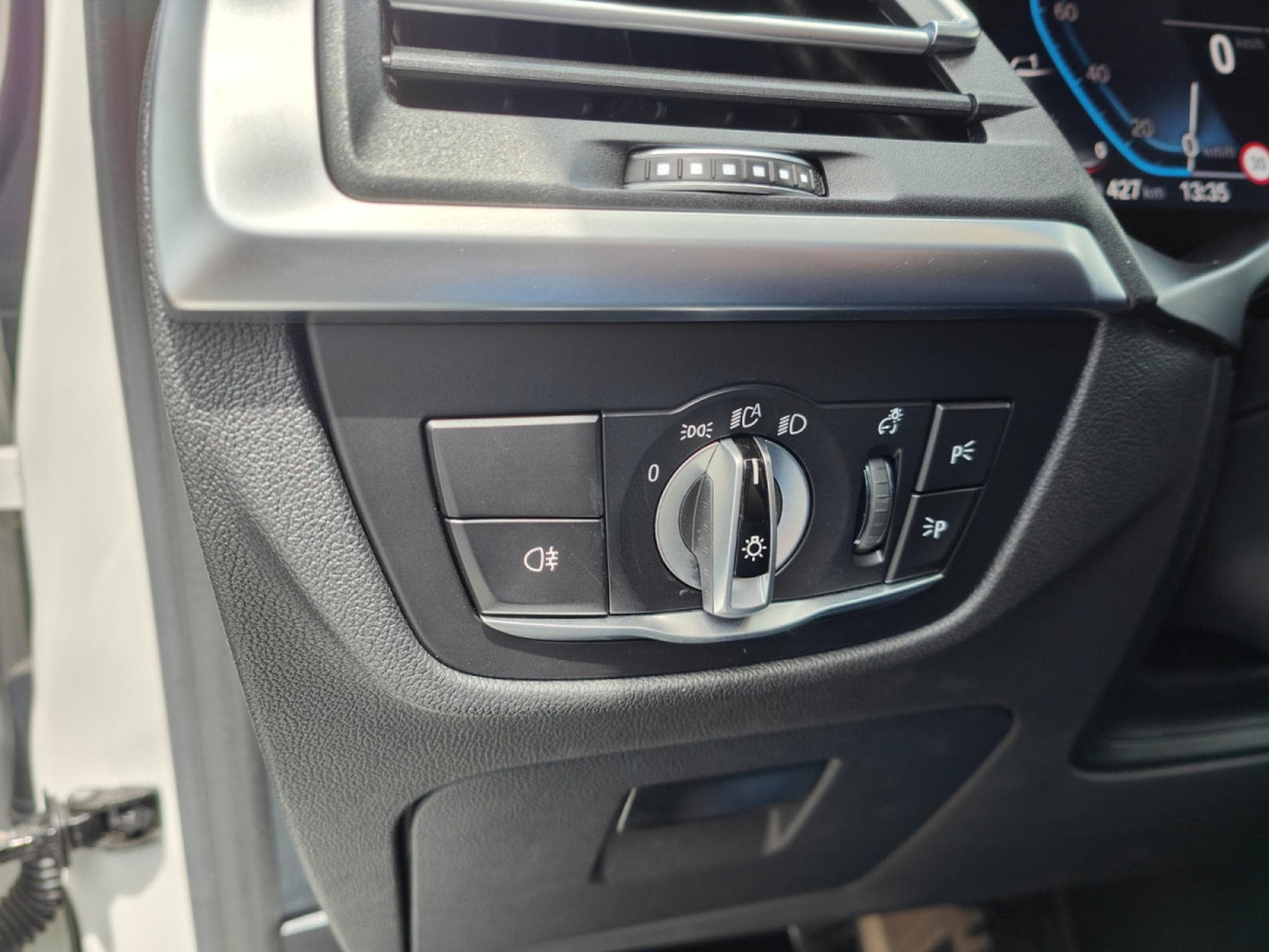 BMW X3 XDRIVE30e PACK M CARPLAY CAMERA 360 GPS LED (2023) - Photo 25