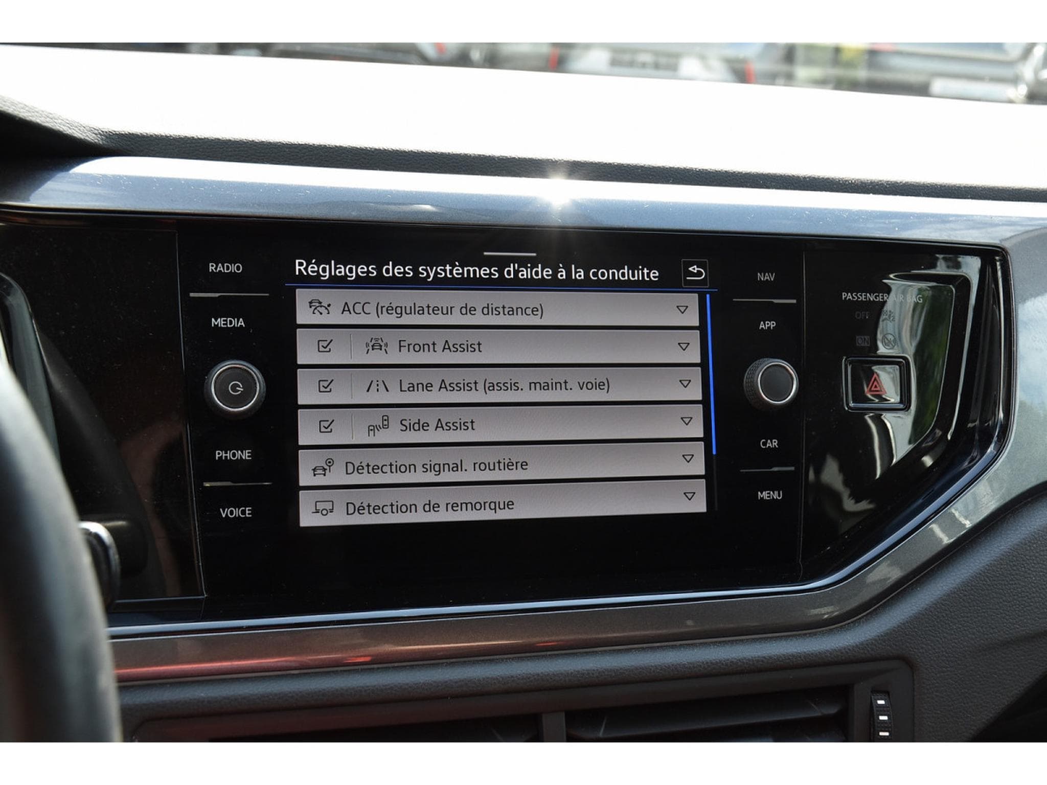 VW Taigo 1.5 TSI Style DSG ACC TRAVEL GPS LANE SIDE PARK ATT RMQ 1°M. (2022) - Foto 14