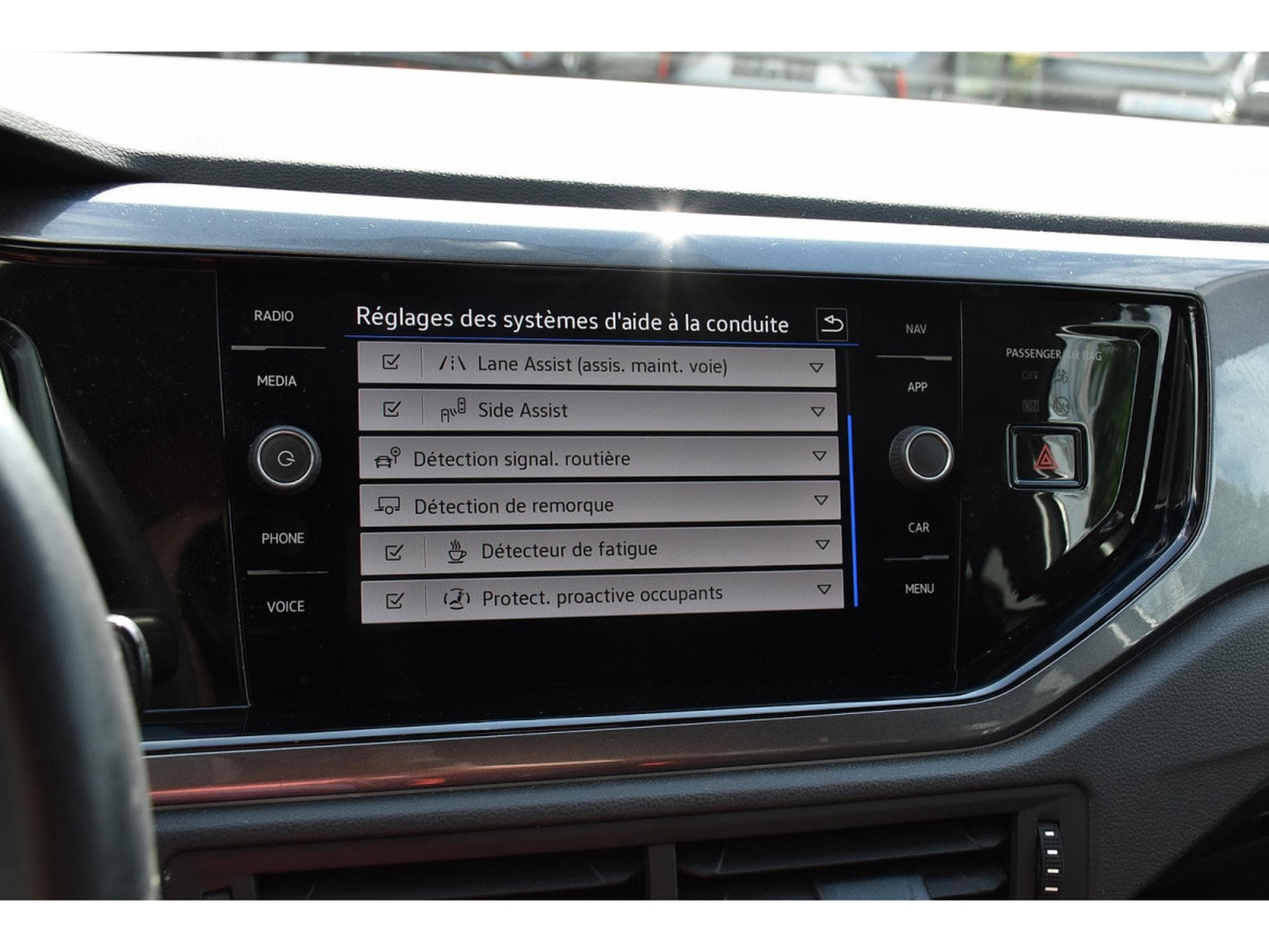VW Taigo 1.5 TSI Style DSG ACC TRAVEL GPS LANE SIDE PARK ATT RMQ 1°M. (2022) - Foto 15