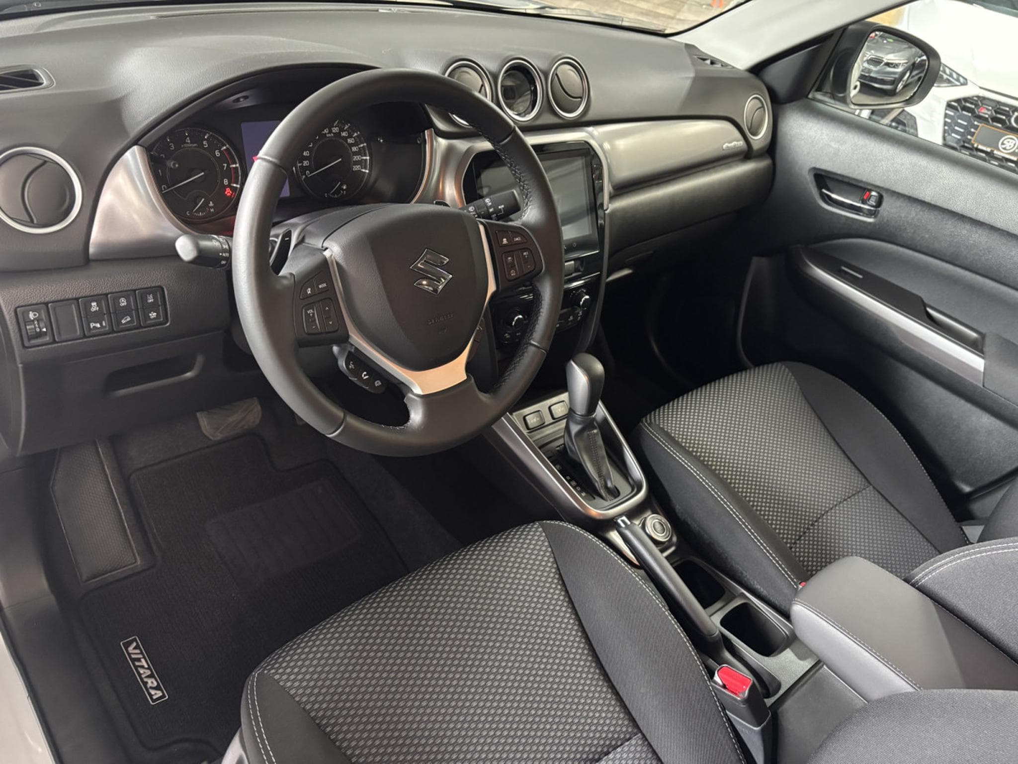 Suzuki Vitara 1.4 GLX AllGrip MildHybrid (2026) - Foto 10
