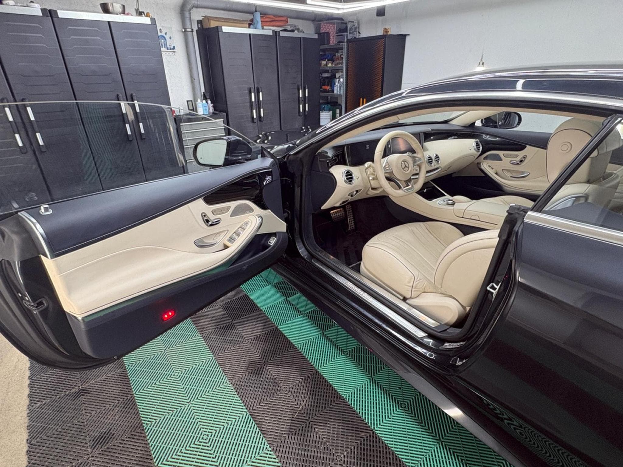 Mercedes S 500 Coupé 4 Matic AMG Line Exklusiv Klimasitze Burmester 360° 20 (2016) - Foto 11
