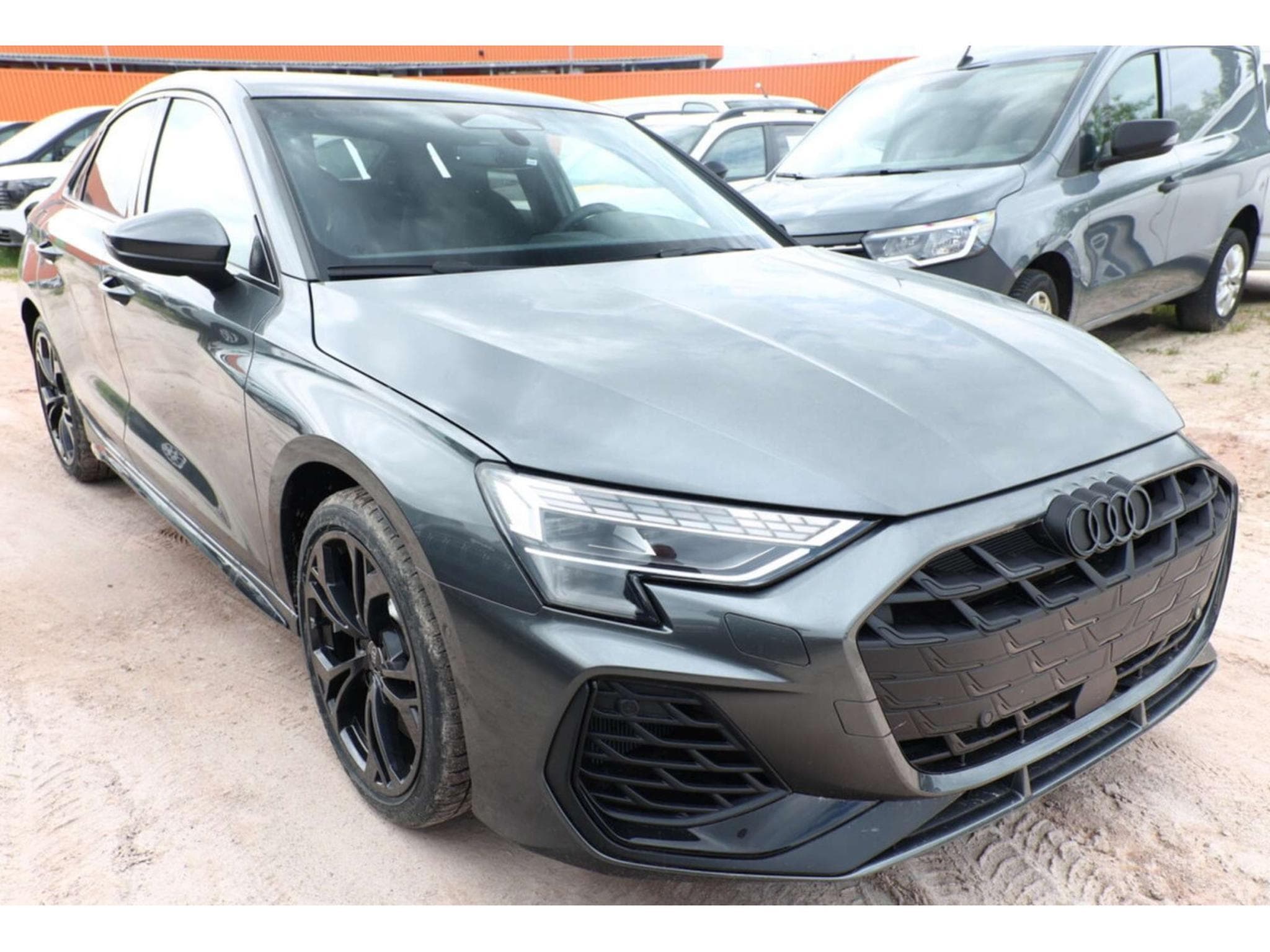 Audi S3 TFSI Limousine quattro S tronic (2026) - Foto 2