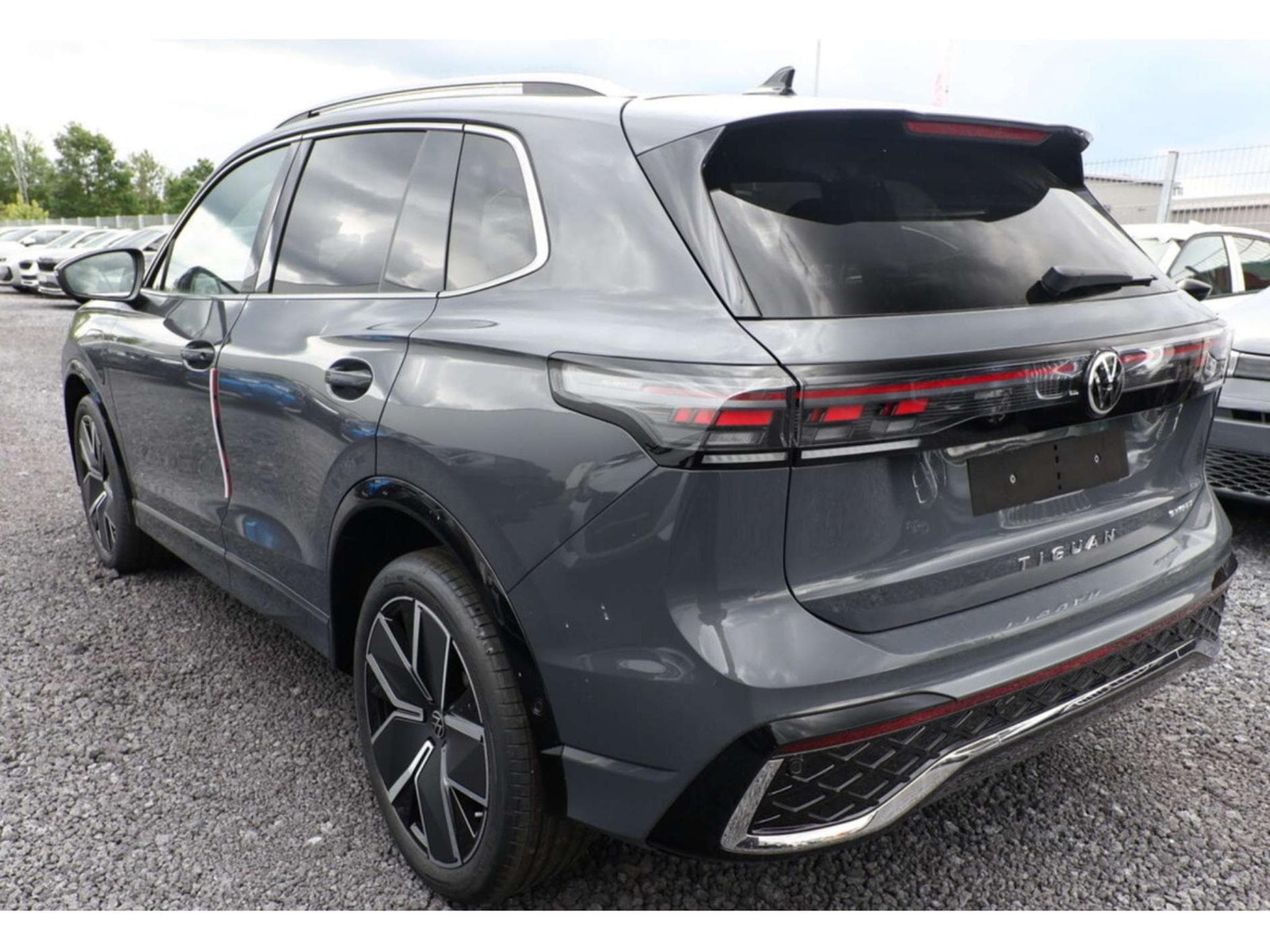 VW Tiguan 1.5 PHEv DSG R-Line (2026) - Foto 4