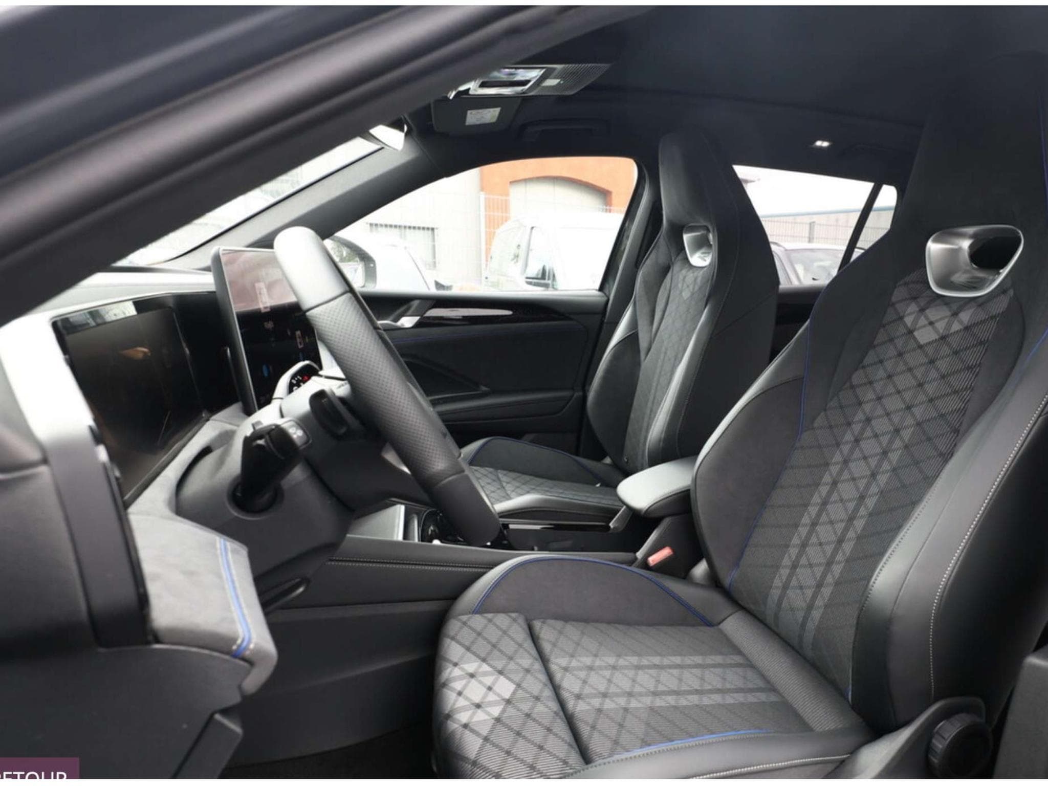 VW Tiguan 1.5 PHEv DSG R-Line (2026) - Foto 6