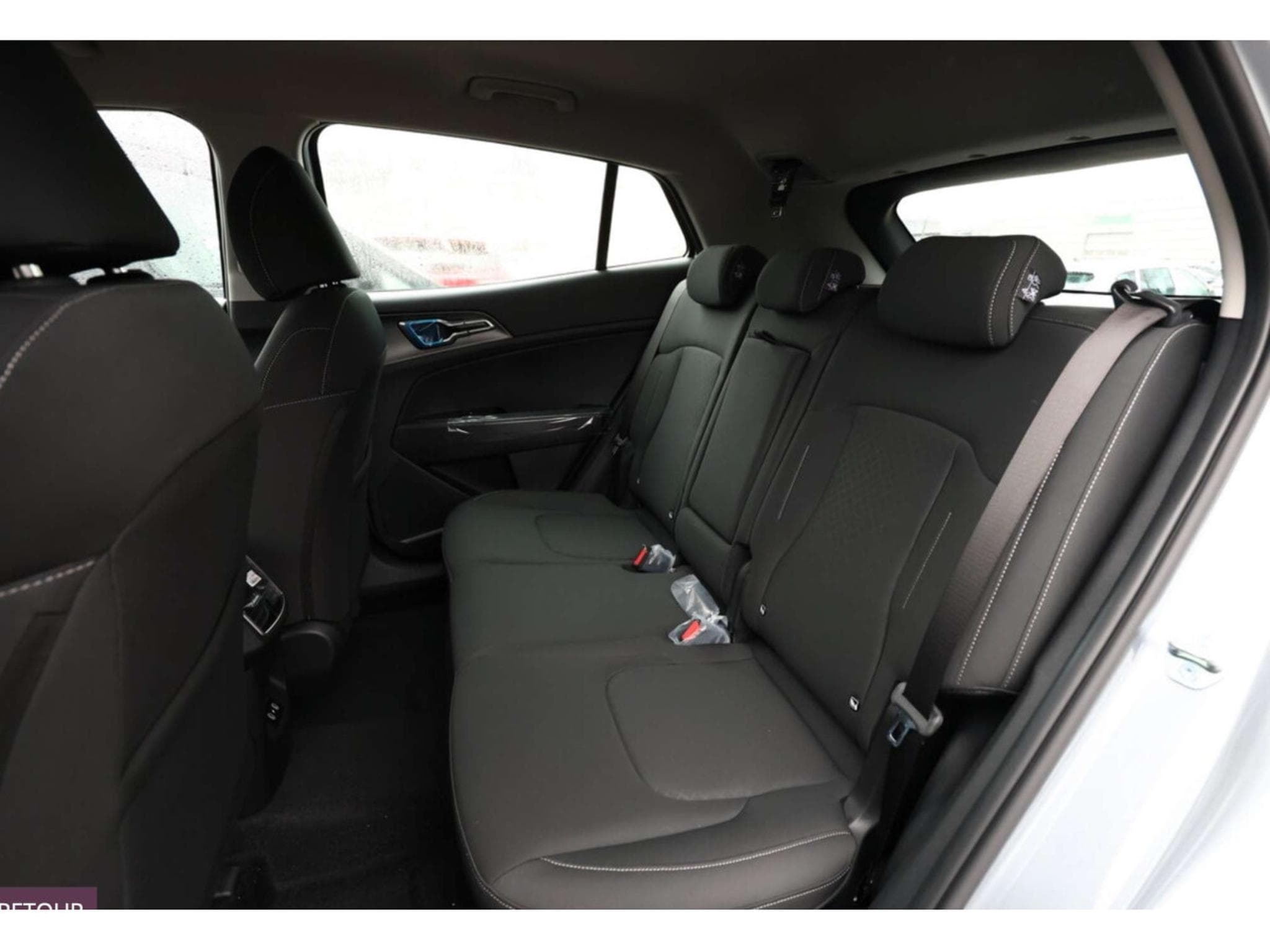 Kia Sportage 1.6 T-GDI AWD DCT Spirit (2026) - Foto 10