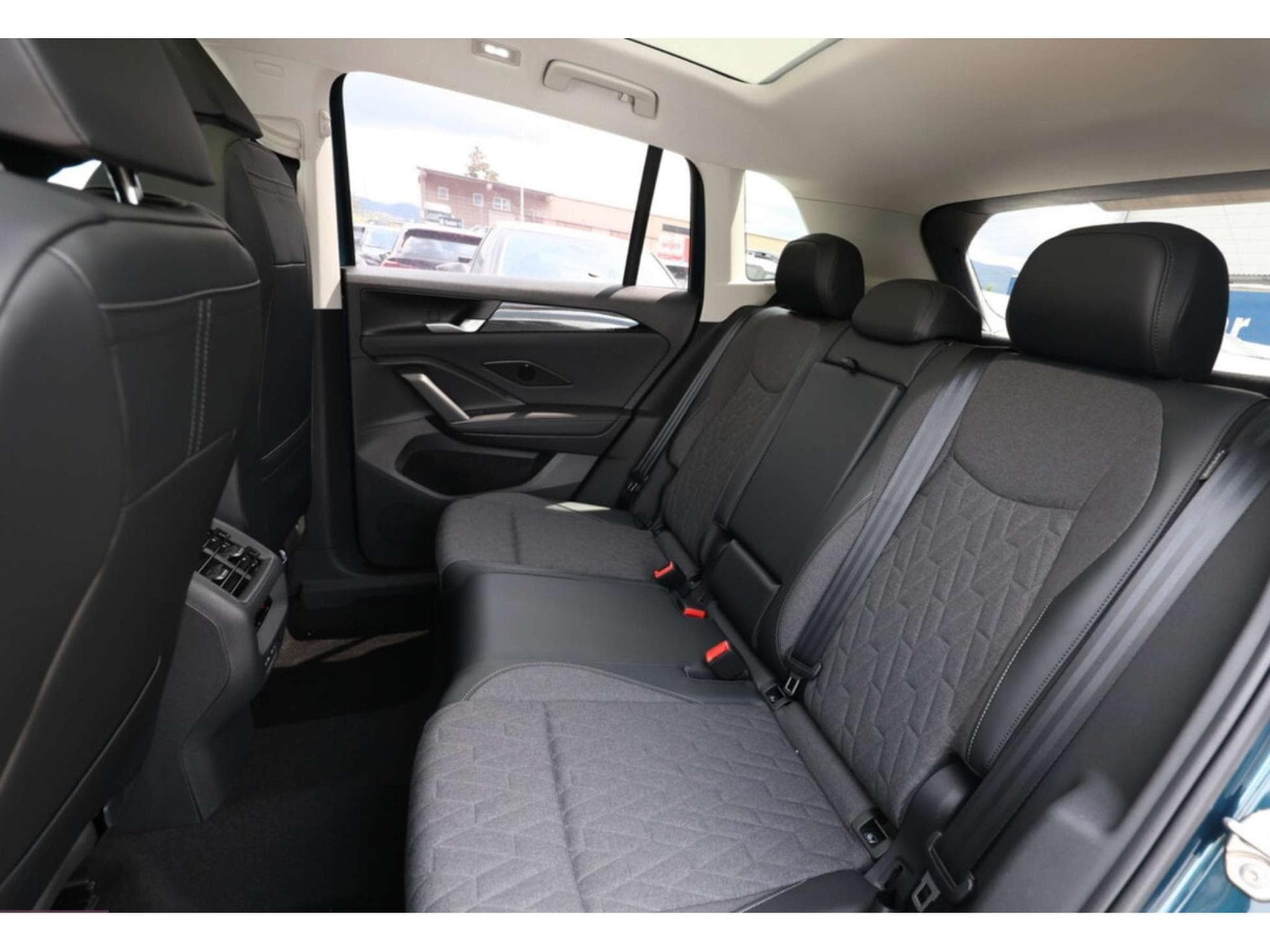 VW Tiguan 1.5 eTSI OPF DSG Life (2026) - Foto 10