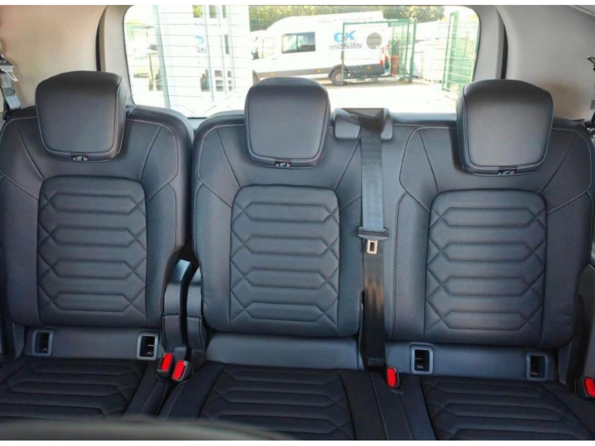 Ford Tourneo 320 L2H1 VA Autm. TitaniumX (2026) - Foto 8