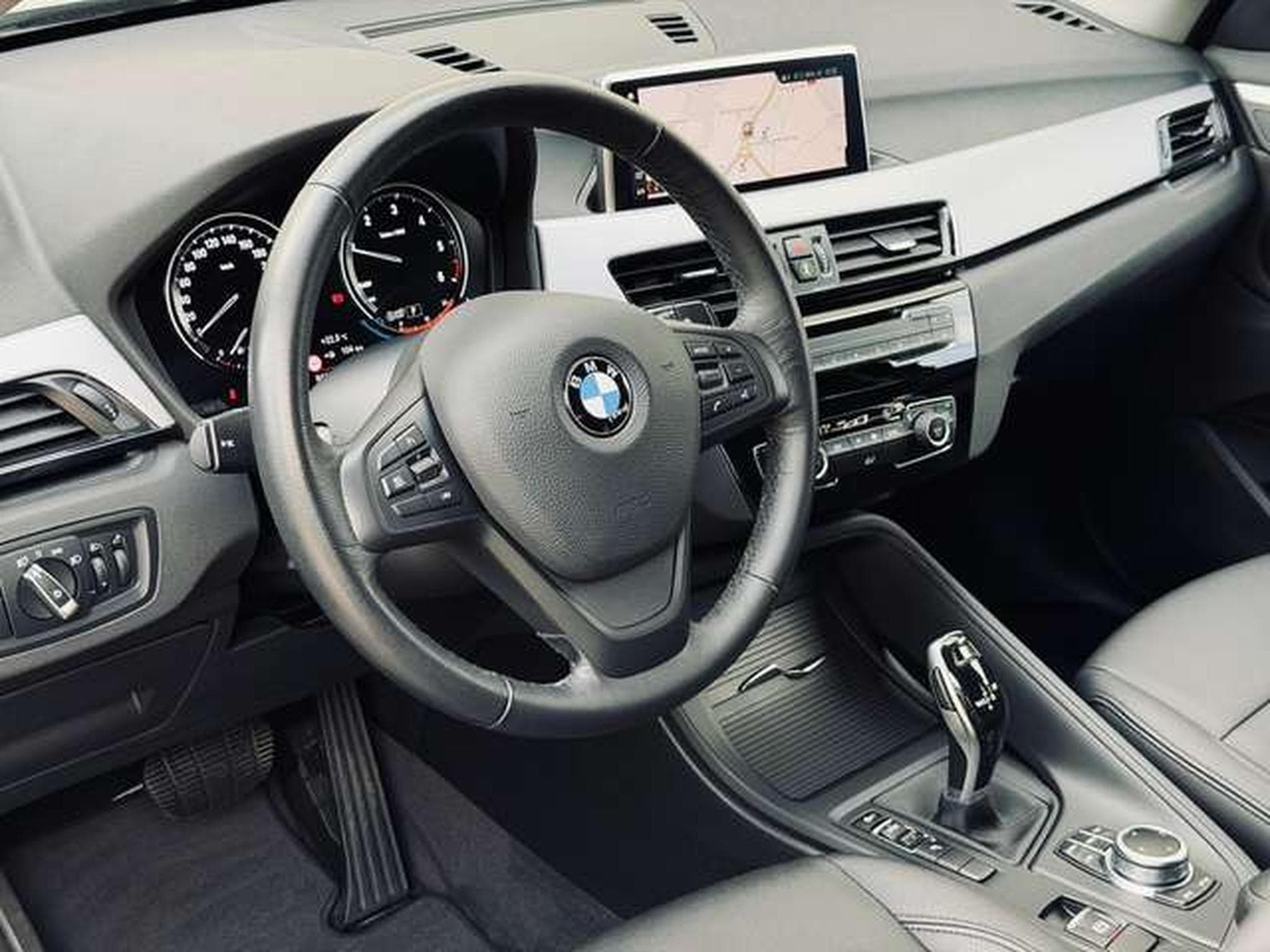 BMW X1 X1 1.5 dA sDrive16 AdBlue (EU6AP) (2021) - Foto 10