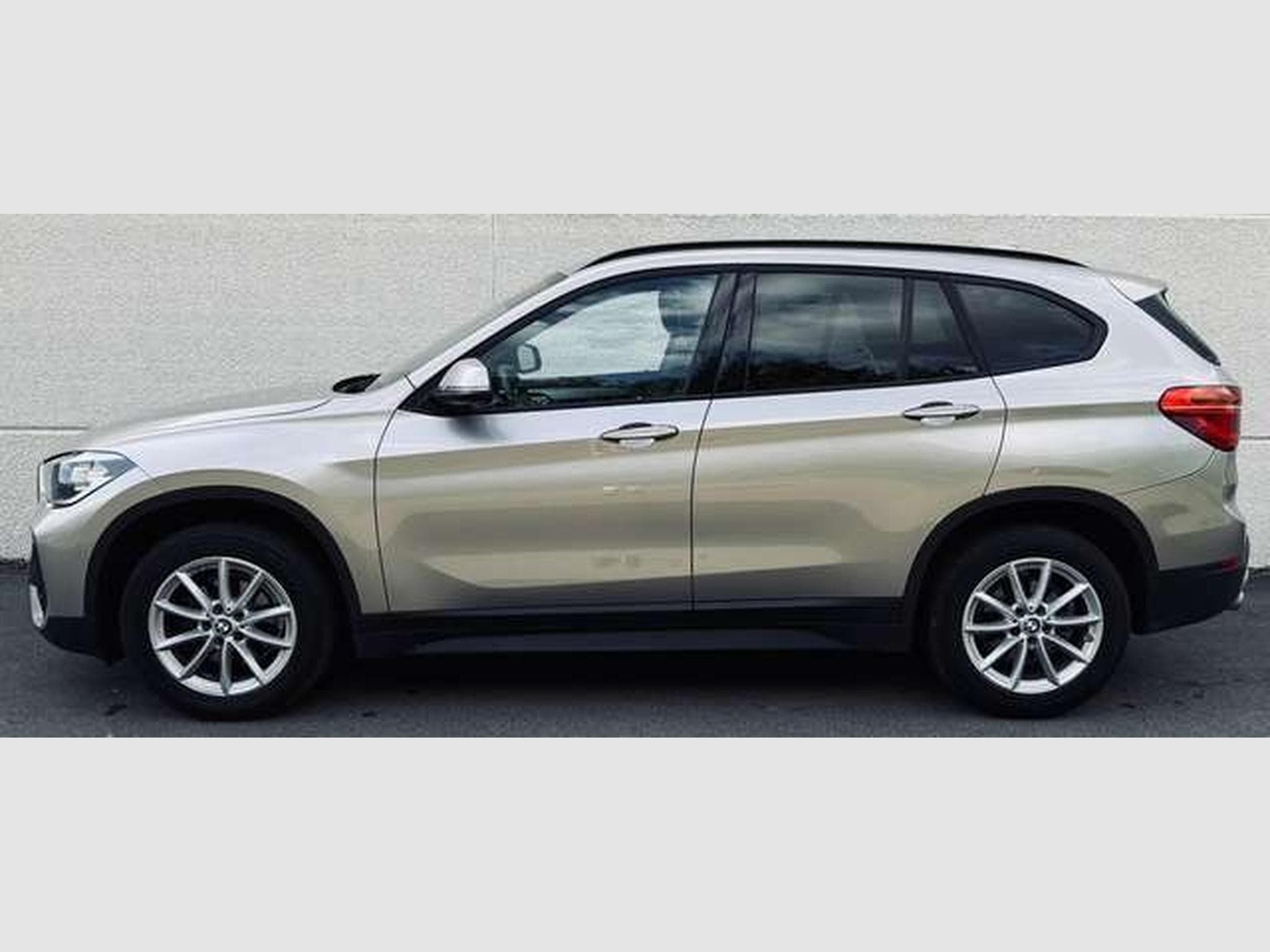 BMW X1 X1 1.5 dA sDrive16 AdBlue (EU6AP) (2021) - Foto 5