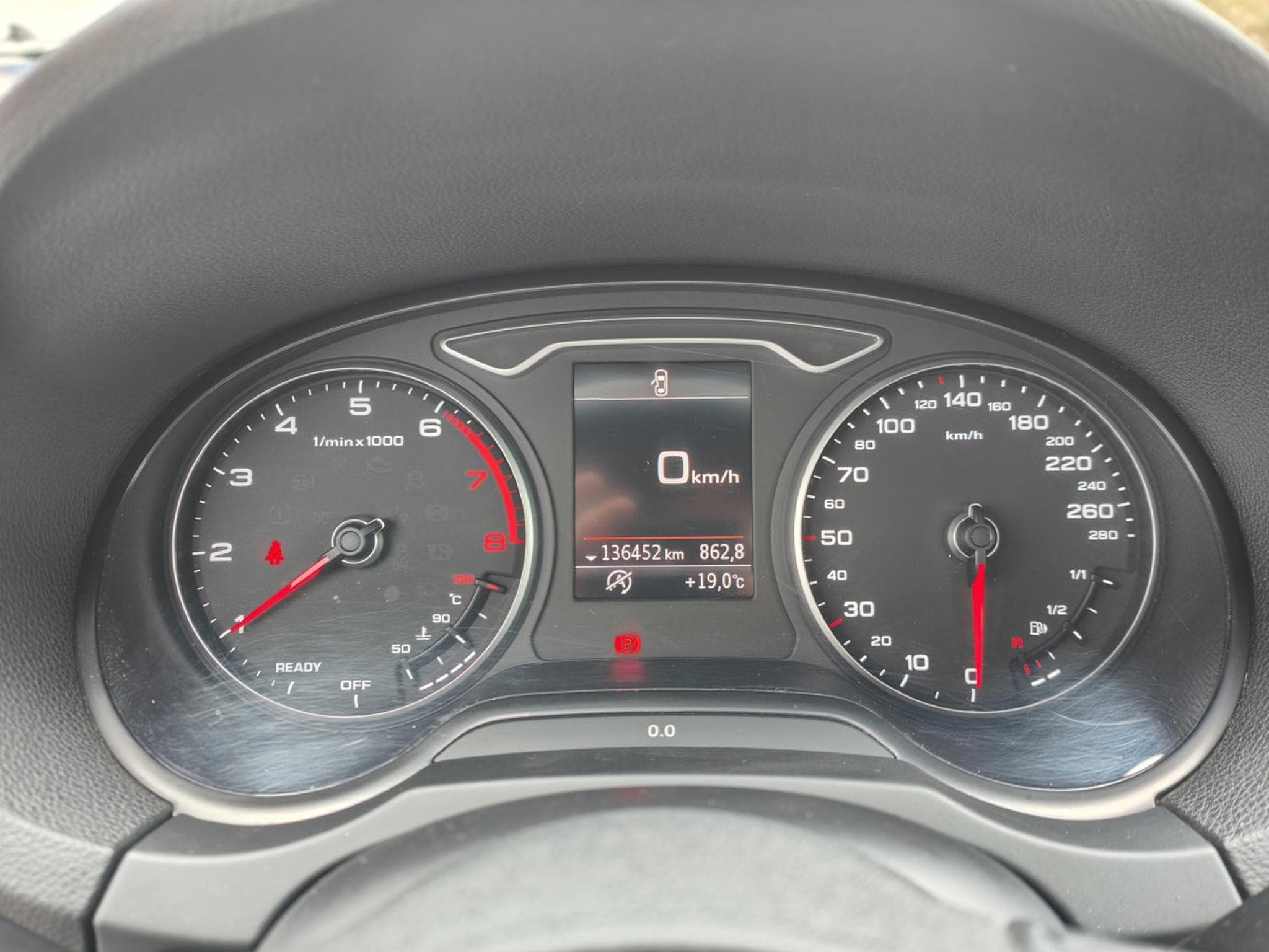 Audi A3 30 TFSI GPS BLUETOOTH RADAR ARR CLIM AUTO XENON (2020) - Photo 23