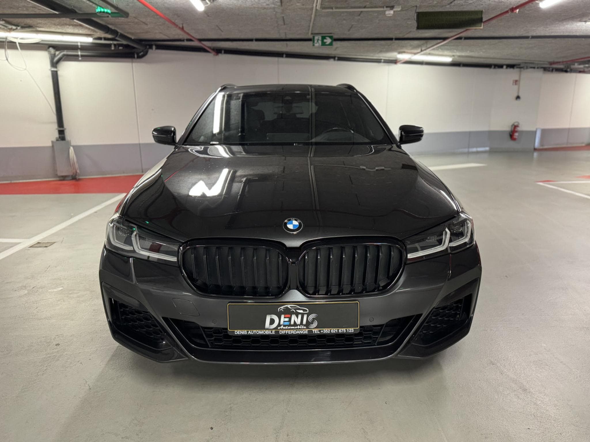 BMW 530 D X-Drive Touring M Pack 286Ps 1HAND VOLL (2022) - Photo 2
