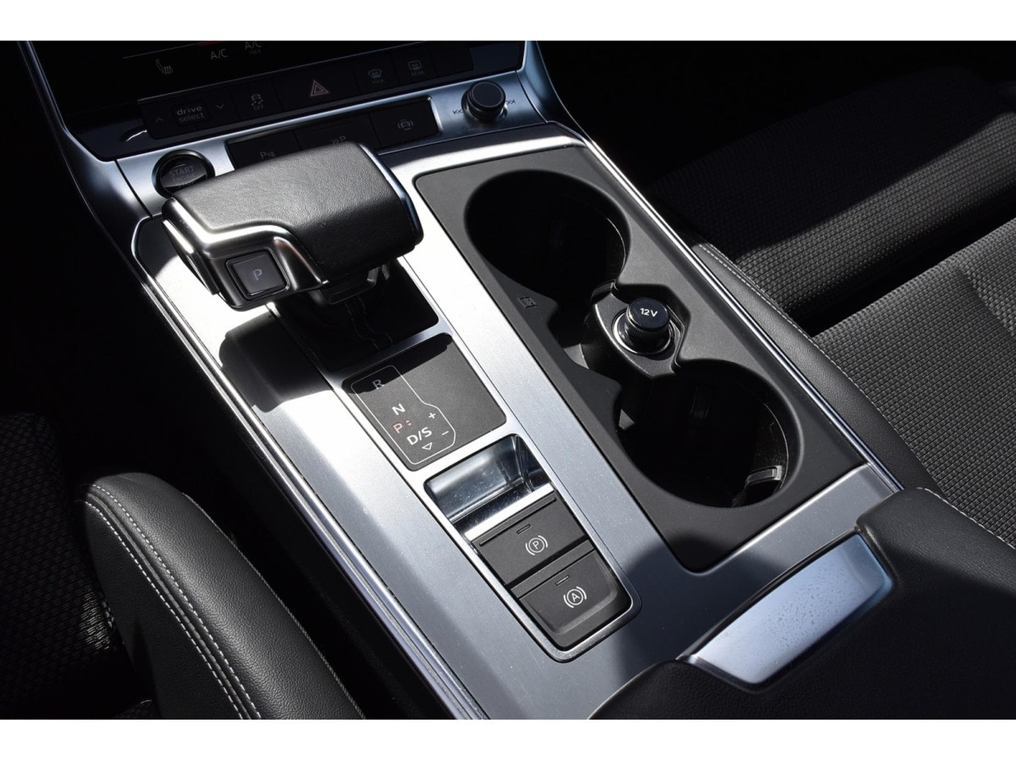 Audi A6 Avant 40 TDI S-Line S-Tronic ACC CAM360 MATRIX (2022) - Photo 23