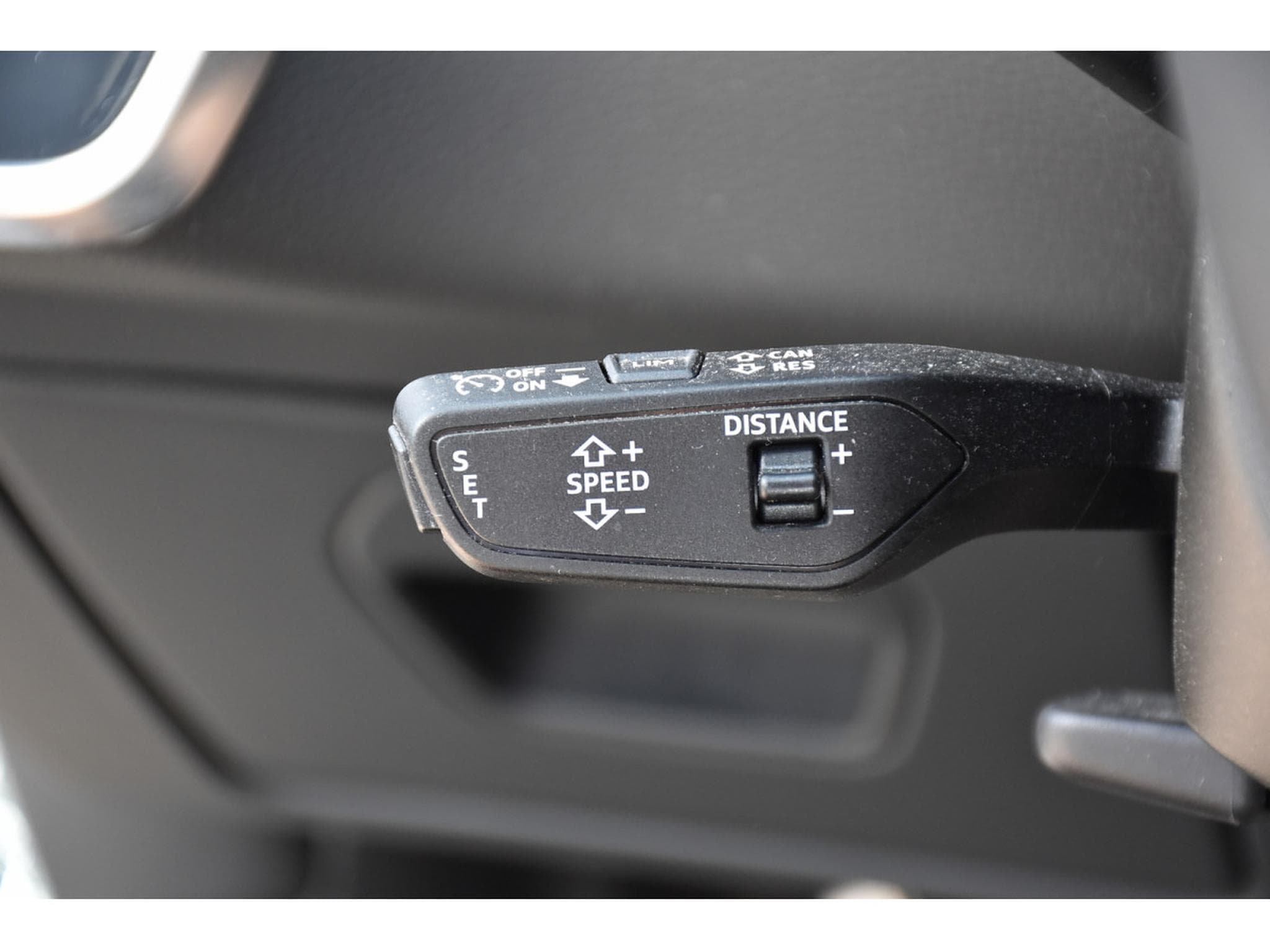 Audi A6 Avant 40 TDI S-Line S-Tronic ACC CAM360 MATRIX (2022) - Photo 24