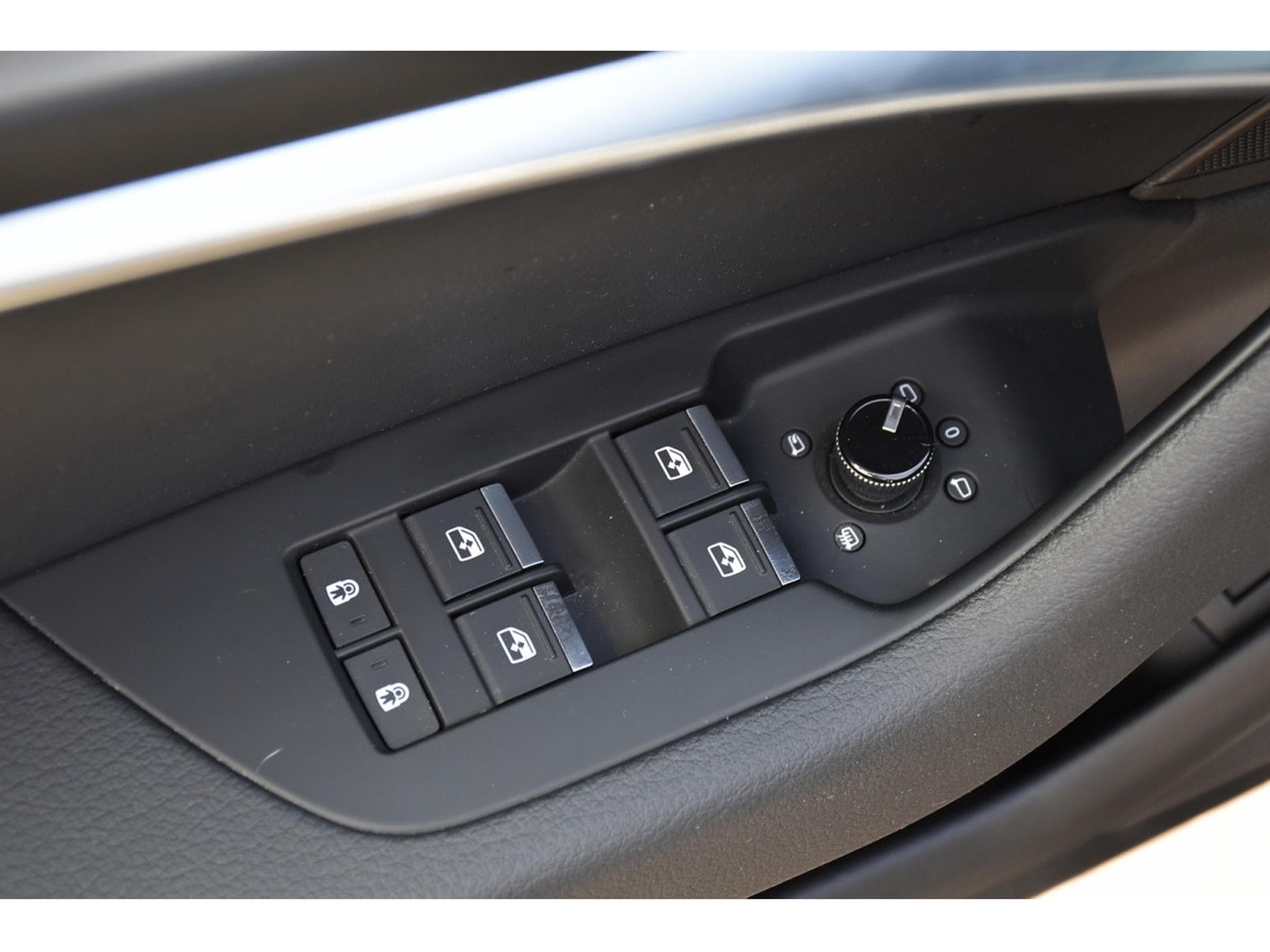 Audi A6 Avant 40 TDI S-Line S-Tronic ACC CAM360 MATRIX (2022) - Photo 25