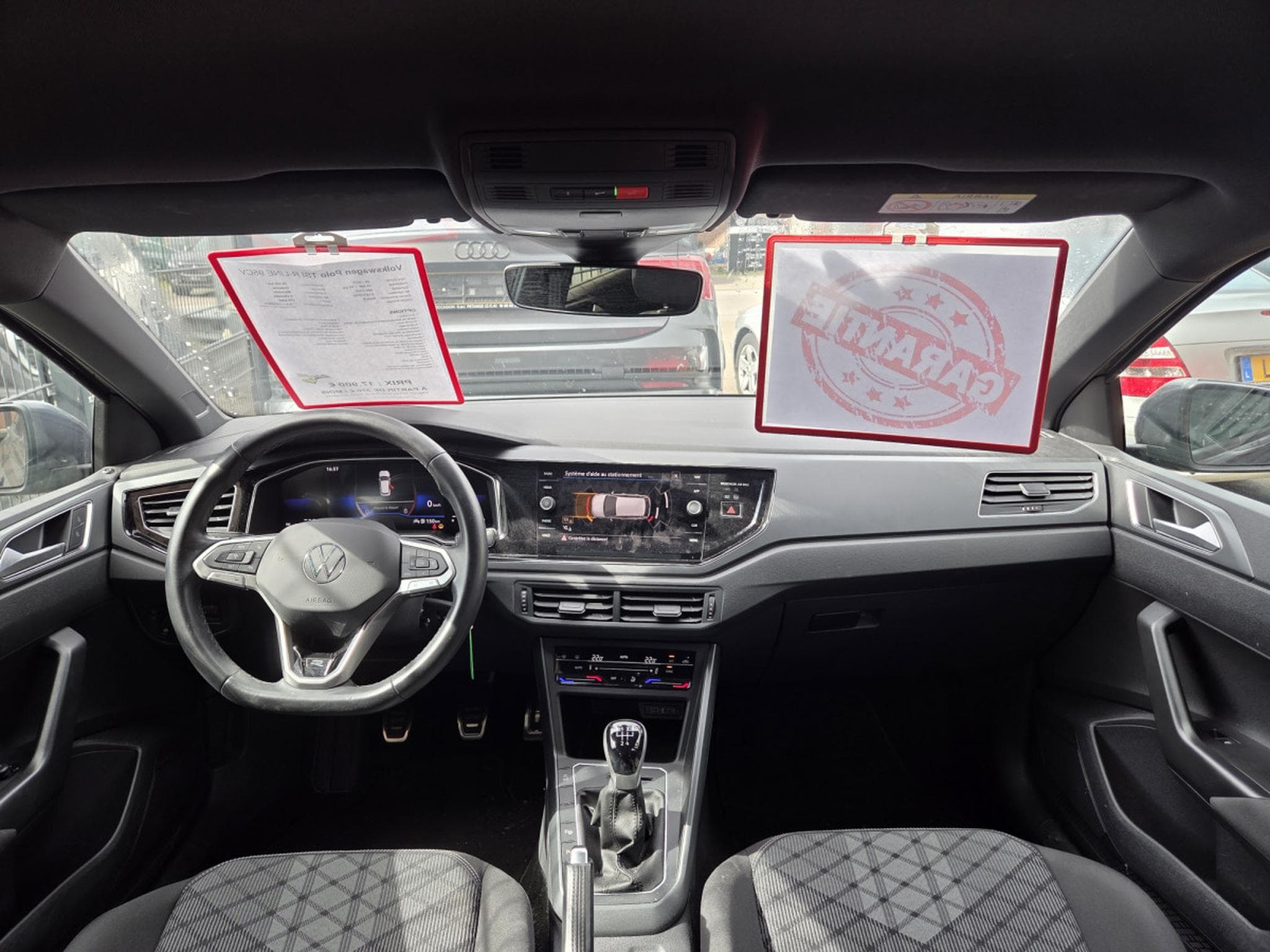 VW Polo TSI R-LINE 95CV (2023) - Photo 7