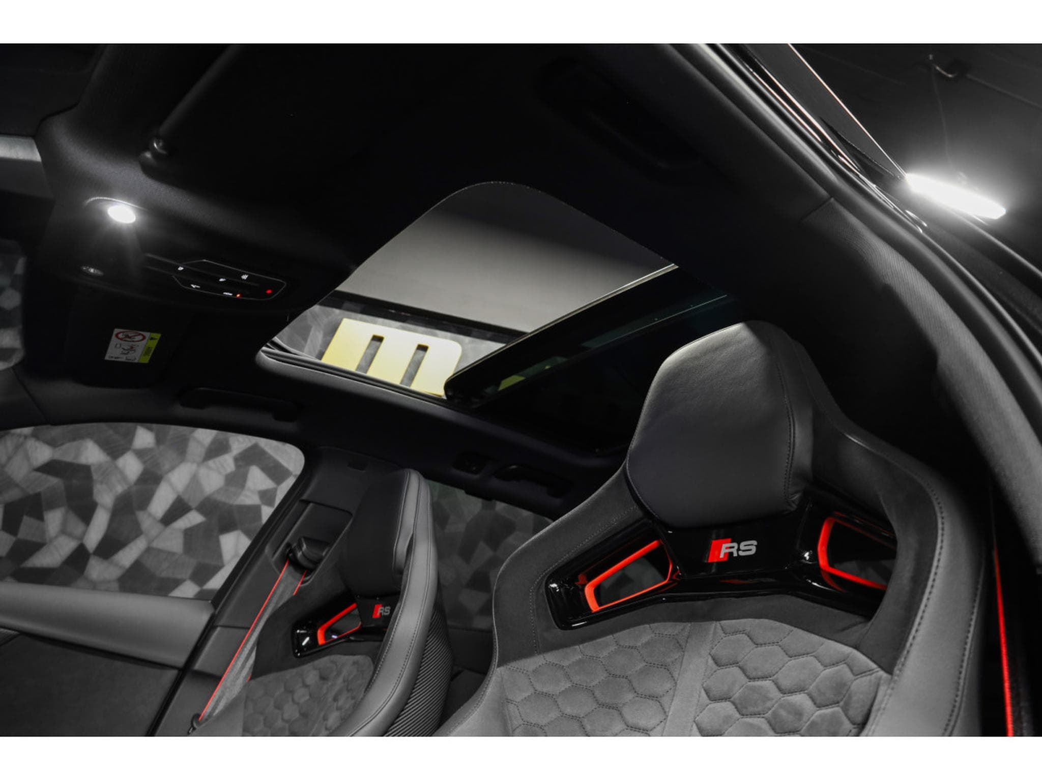 Audi RS4 AVANT Compétition Plus 2.9 V6 QUATTRO - BAQUETS RS (2025) - Photo 20