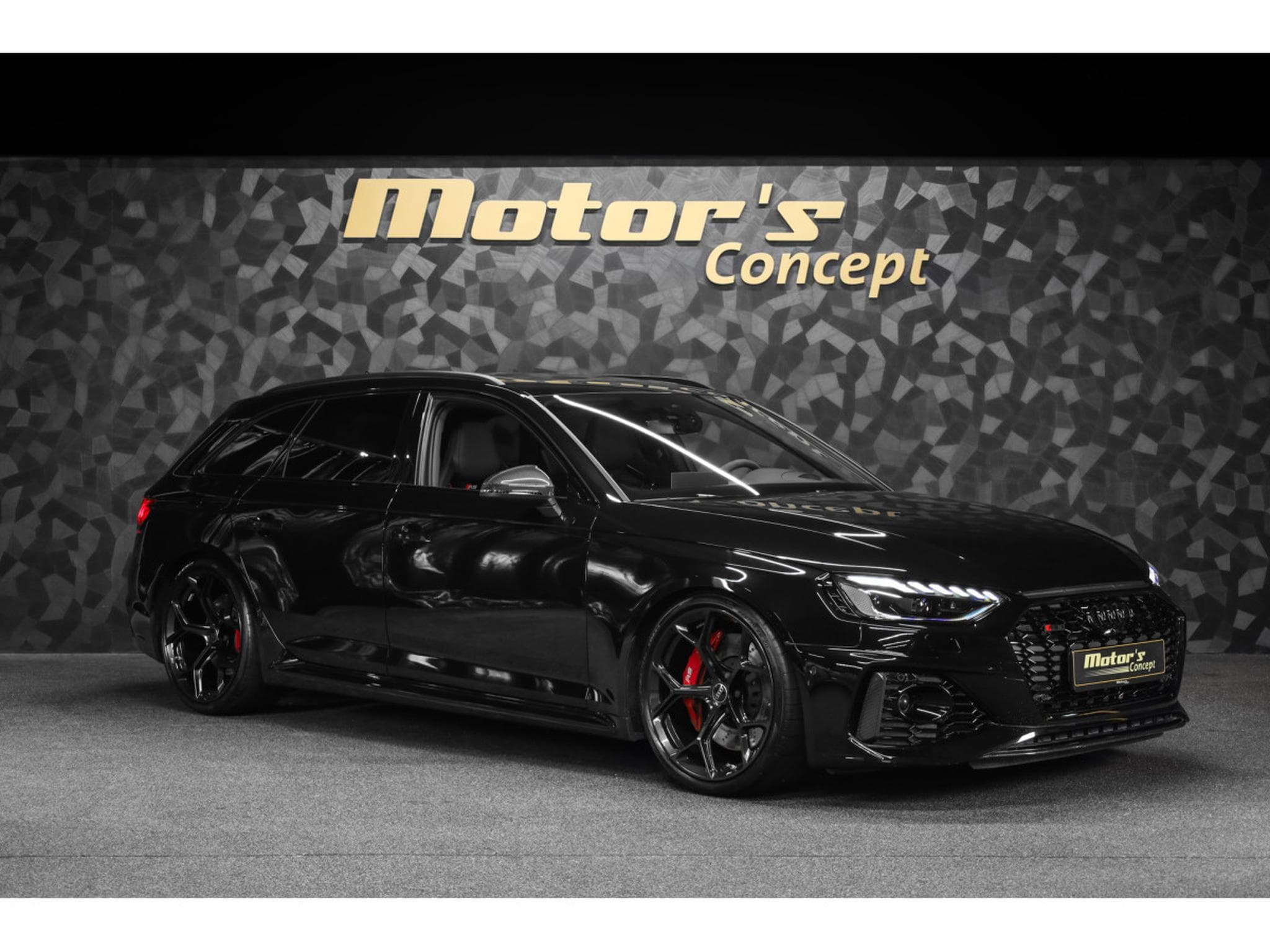 Audi RS4 AVANT Compétition Plus 2.9 V6 QUATTRO - BAQUETS RS (2025) - Photo 6