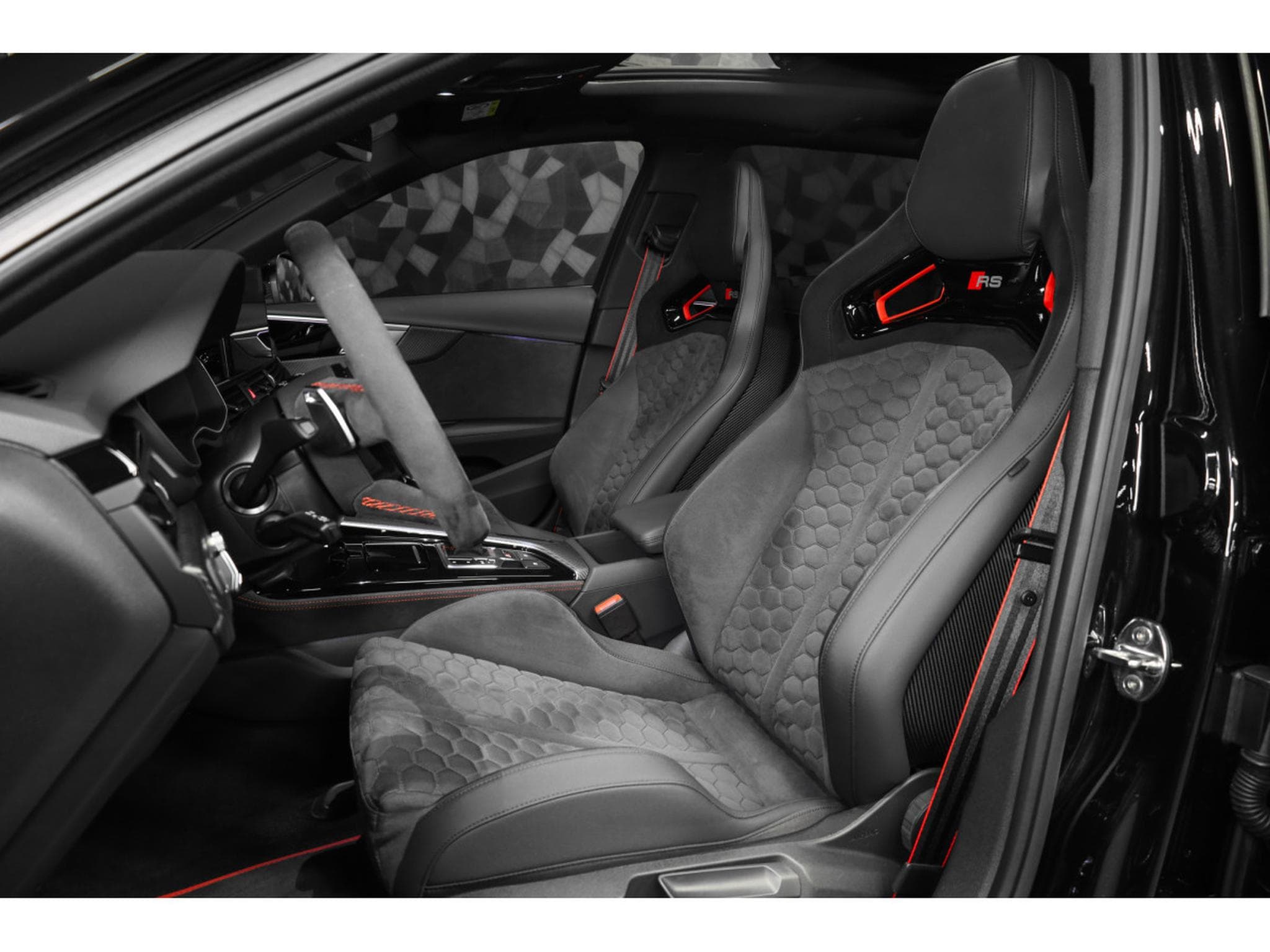 Audi RS4 AVANT Compétition Plus 2.9 V6 QUATTRO - BAQUETS RS (2025) - Photo 8