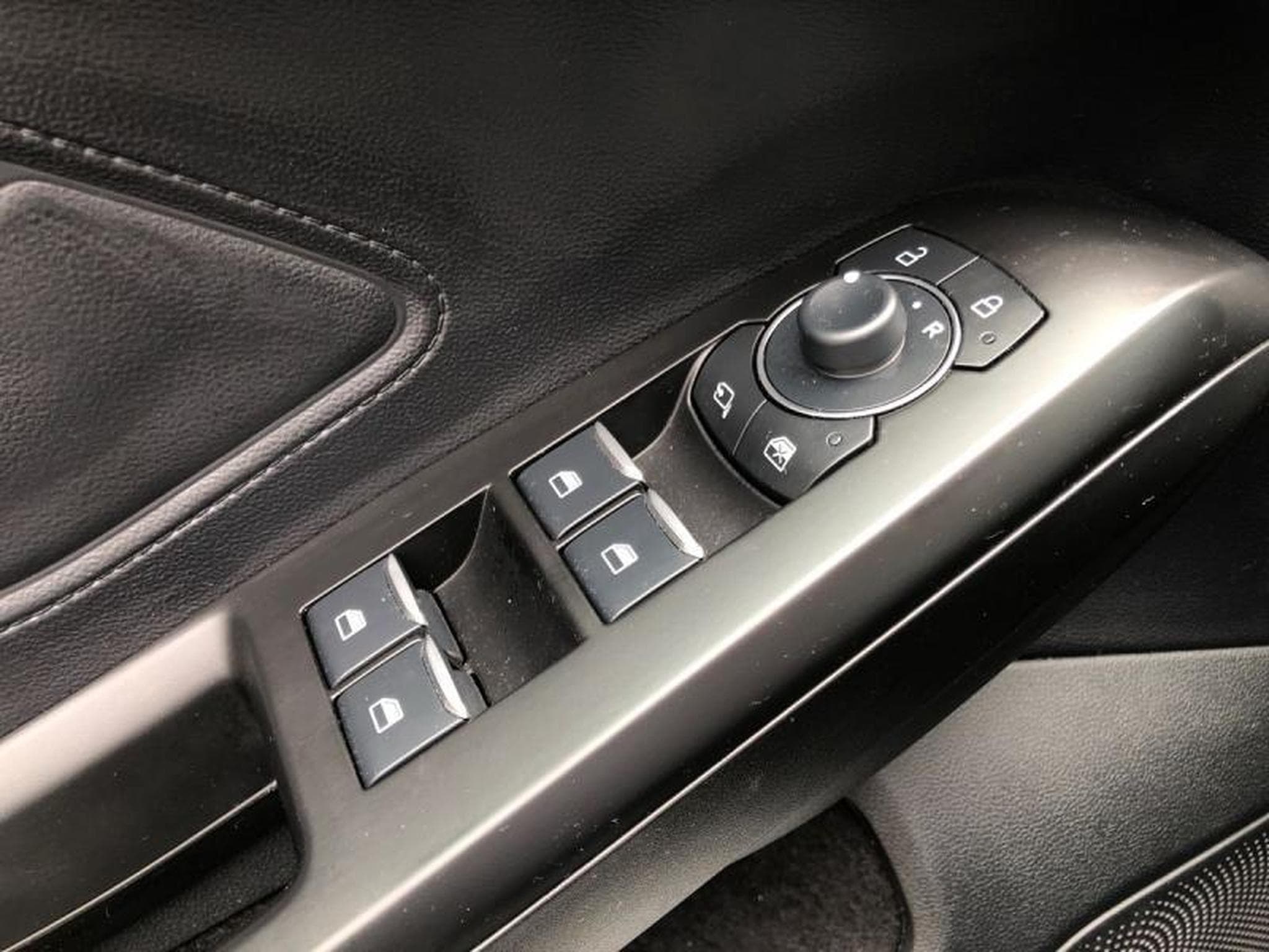 Ford Focus ST-Line X (2024) - Photo 21
