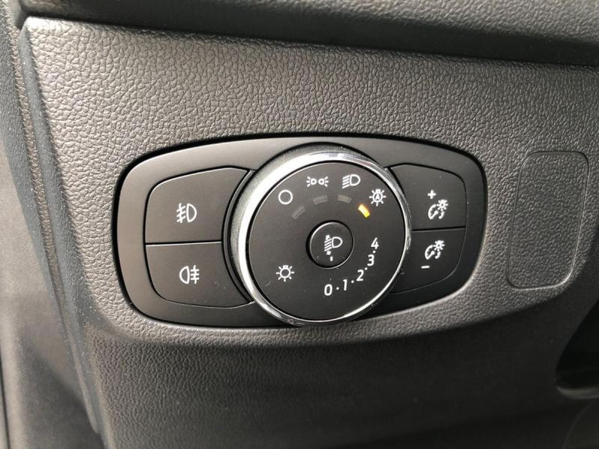 Ford Focus ST-Line X (2024) - Photo 22