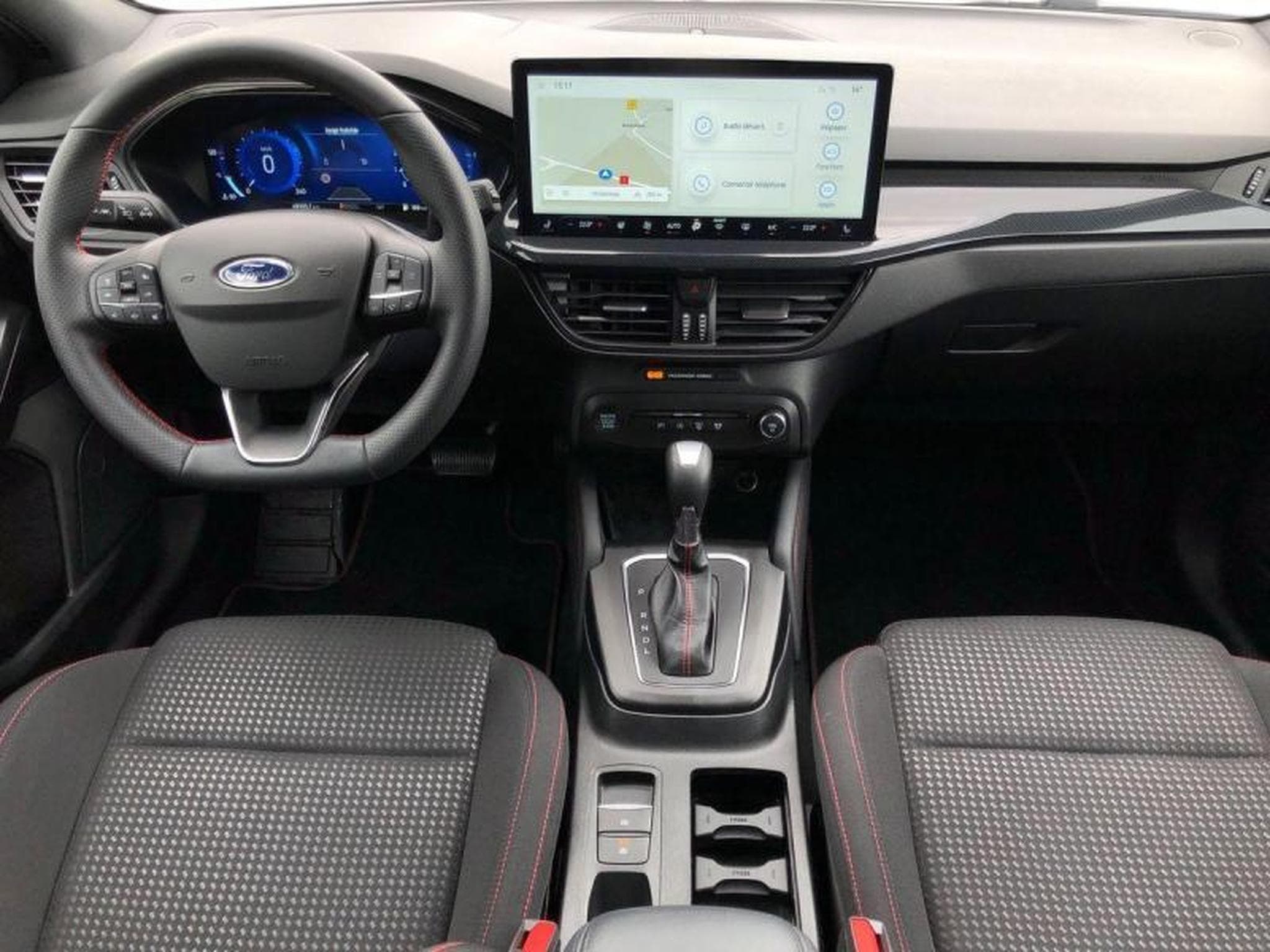 Ford Focus ST-Line X (2024) - Photo 8