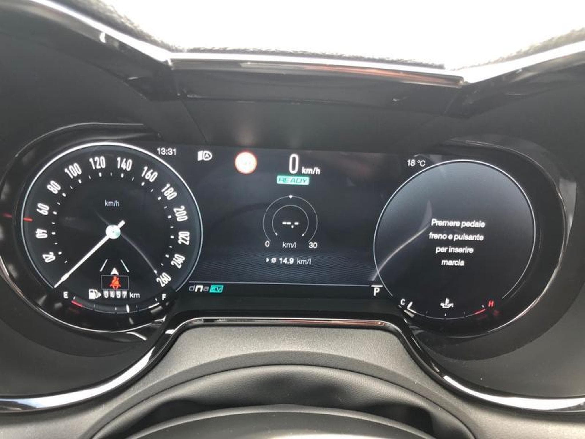 Alfa-Romeo Tonale VELOCE Hybrid (2024) - Photo 9