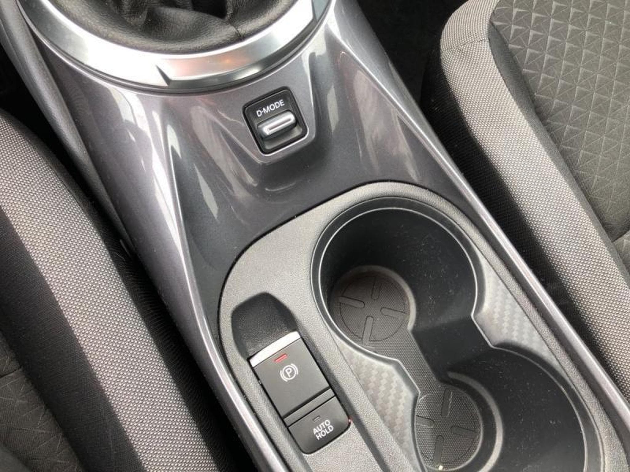 Nissan Juke N-Design (2022) - Foto 19