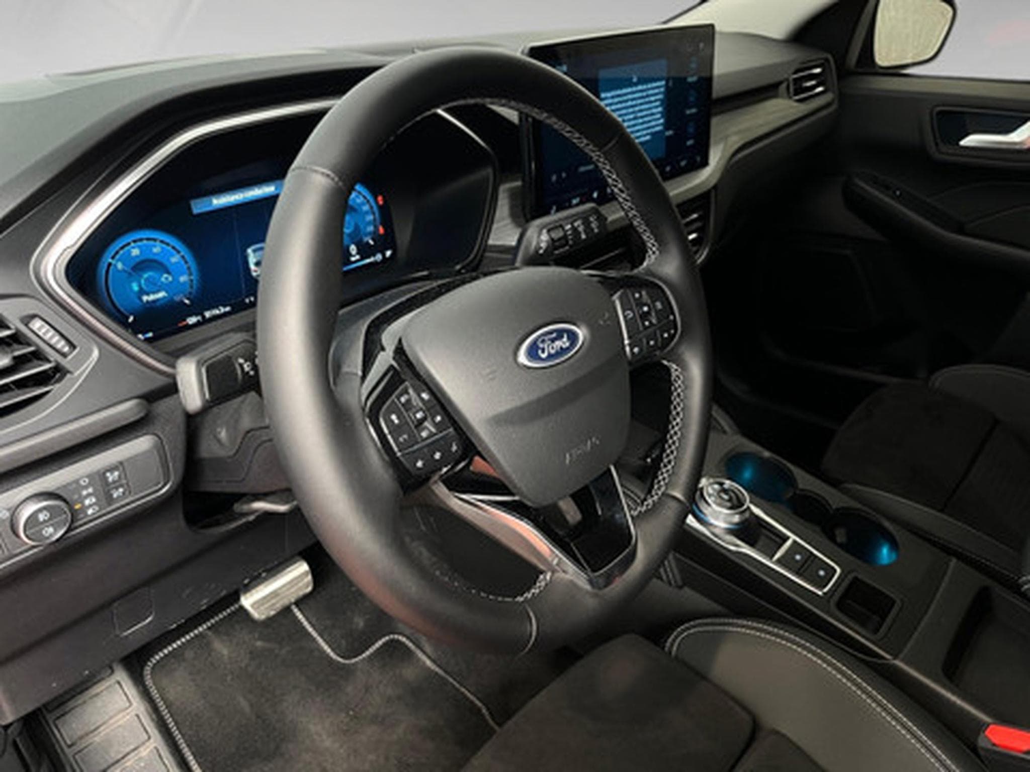 Ford Kuga Active X (2025) - Photo 8