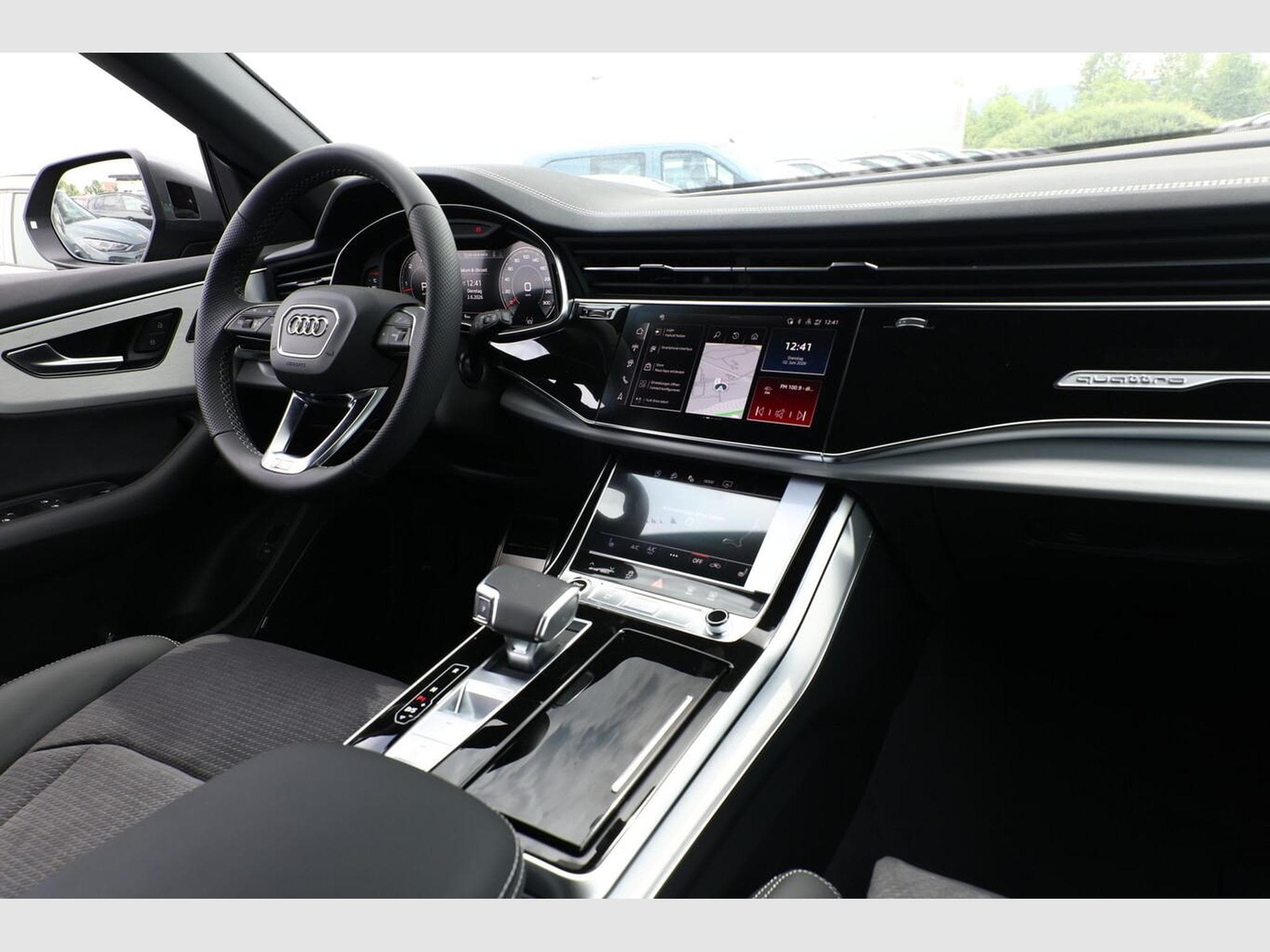 Audi Q8 S line (2026) - Photo 9