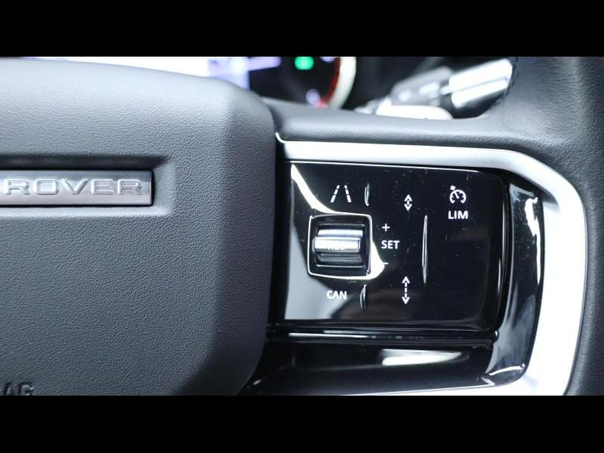Land-Rover Range Rover Velar D200 S AWD Auto (2023) - Photo 18