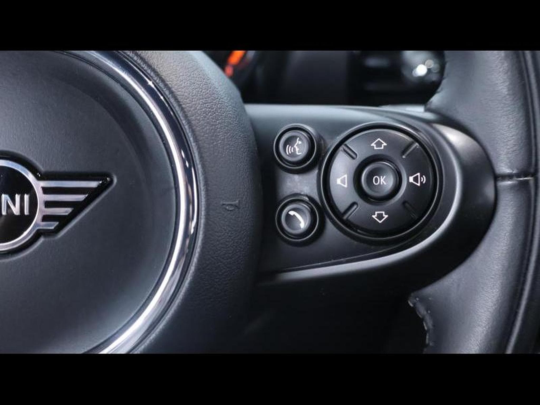 MINI One D Clubman 1.5 Steptronic (2019) - Foto 18