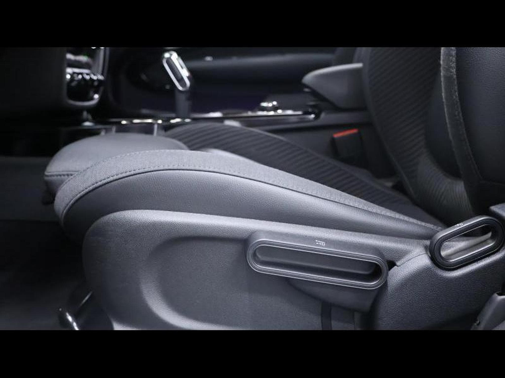 MINI One D Clubman 1.5 Steptronic (2019) - Foto 27