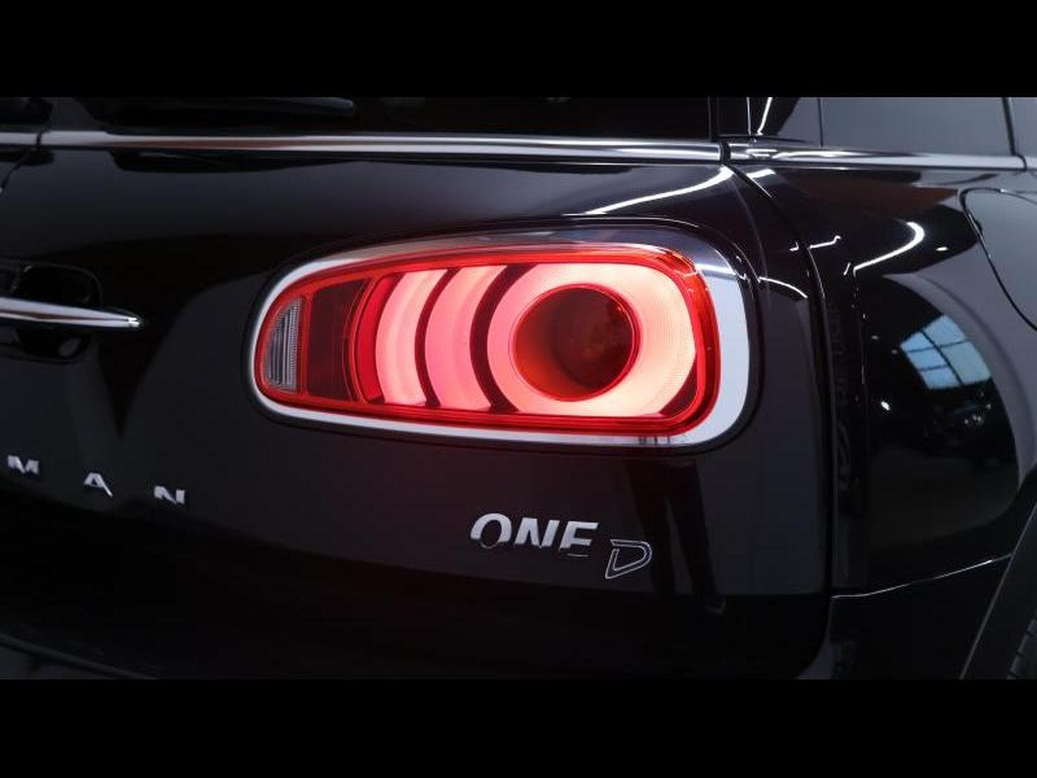 MINI One D Clubman 1.5 Steptronic (2019) - Foto 9