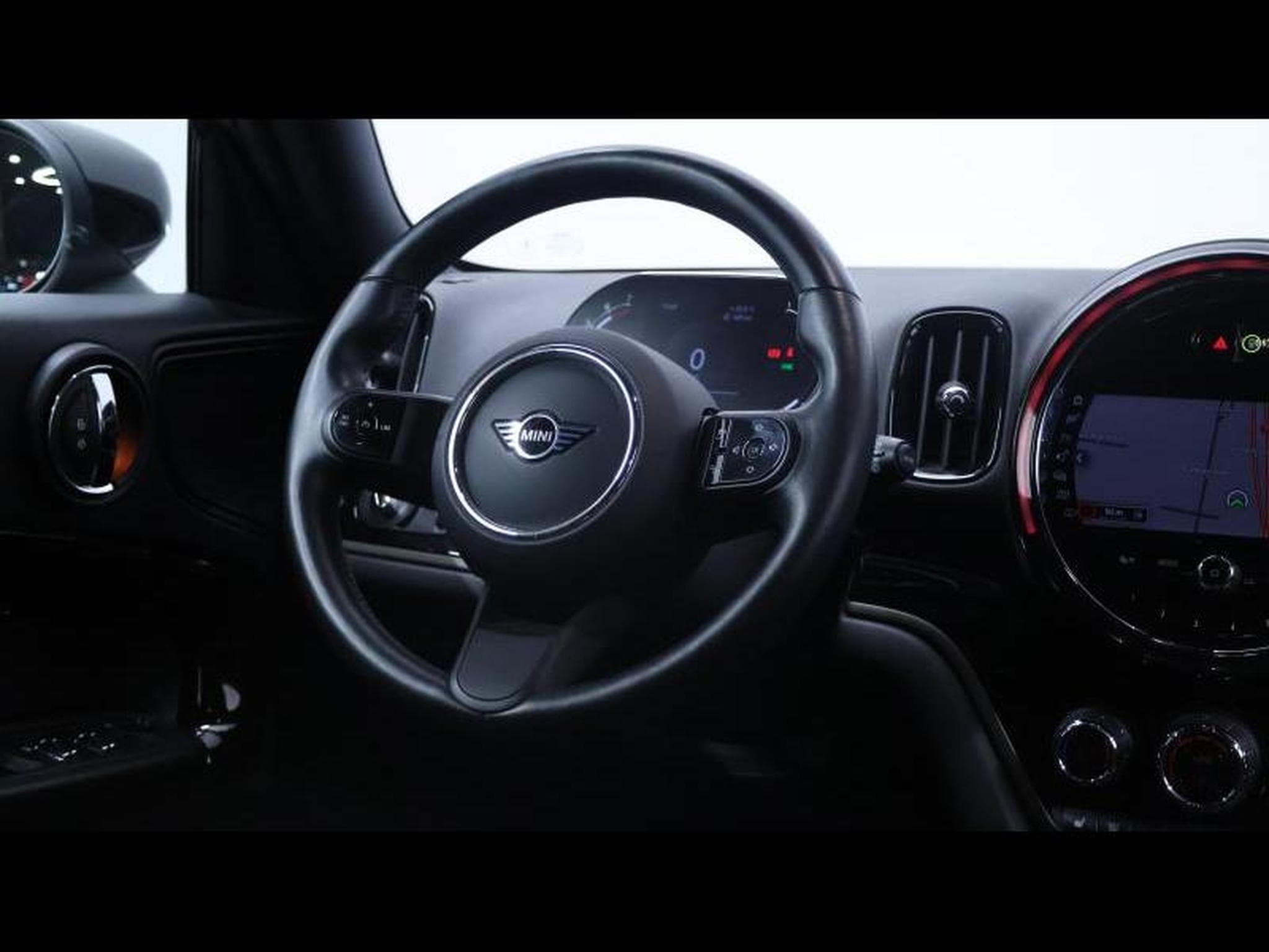 MINI Countryman 1.6 136 cv boite manuelle (2021) - Photo 16