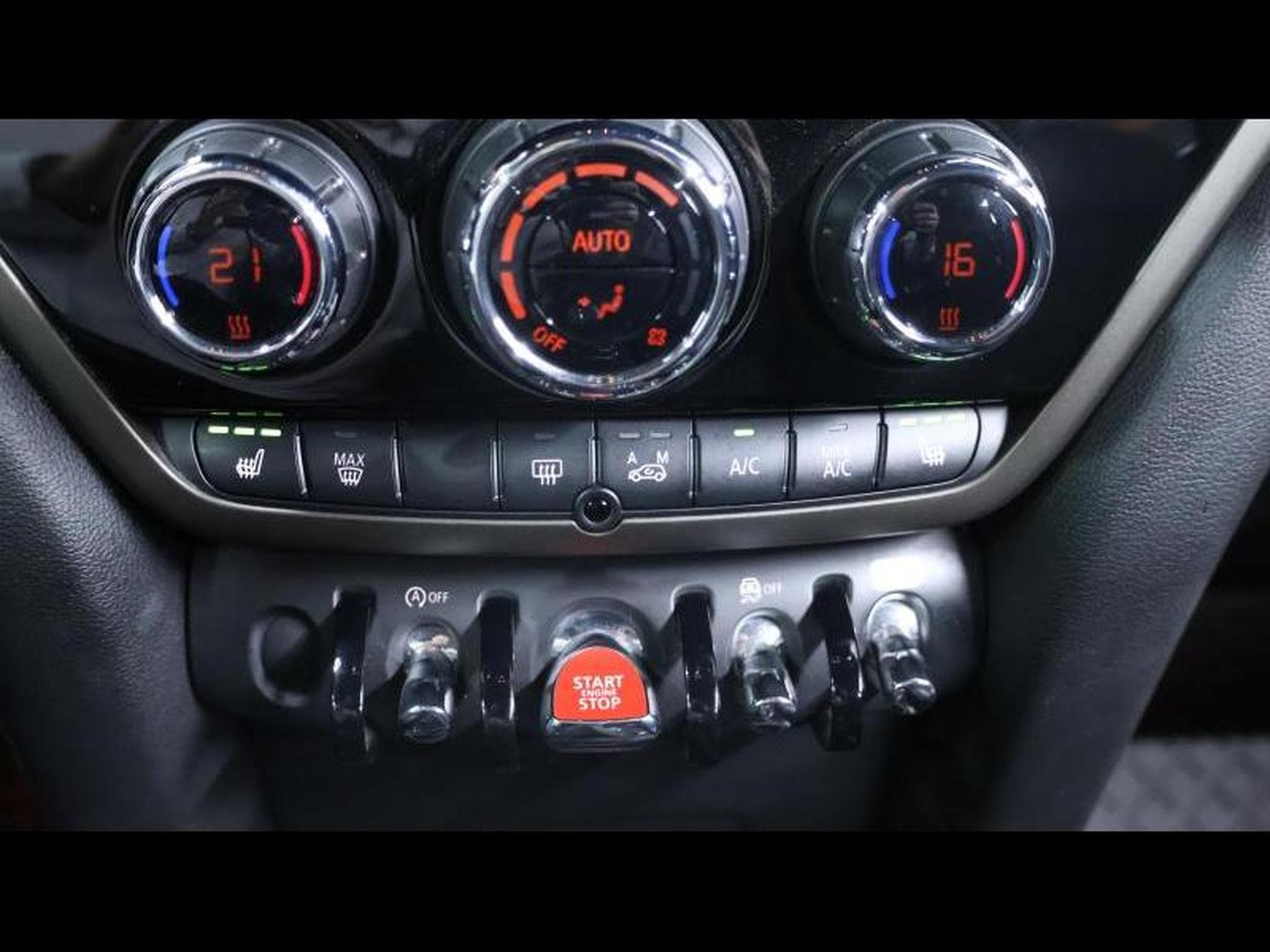 MINI Countryman 1.6 136 cv boite manuelle (2021) - Photo 21