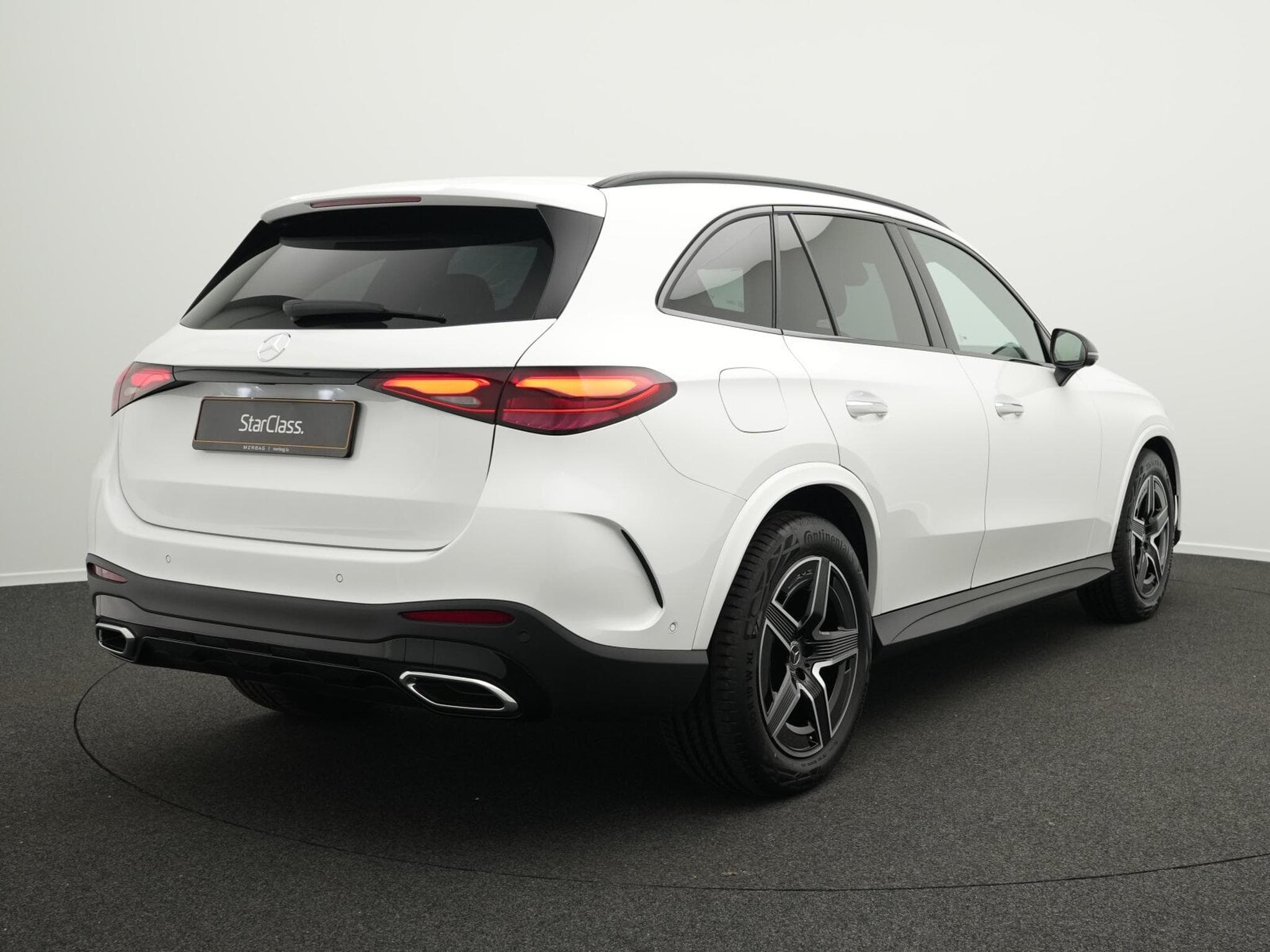 Mercedes GLC 300 4MATIC Pano+Burm+Kamera+Memo (2025) - Foto 3