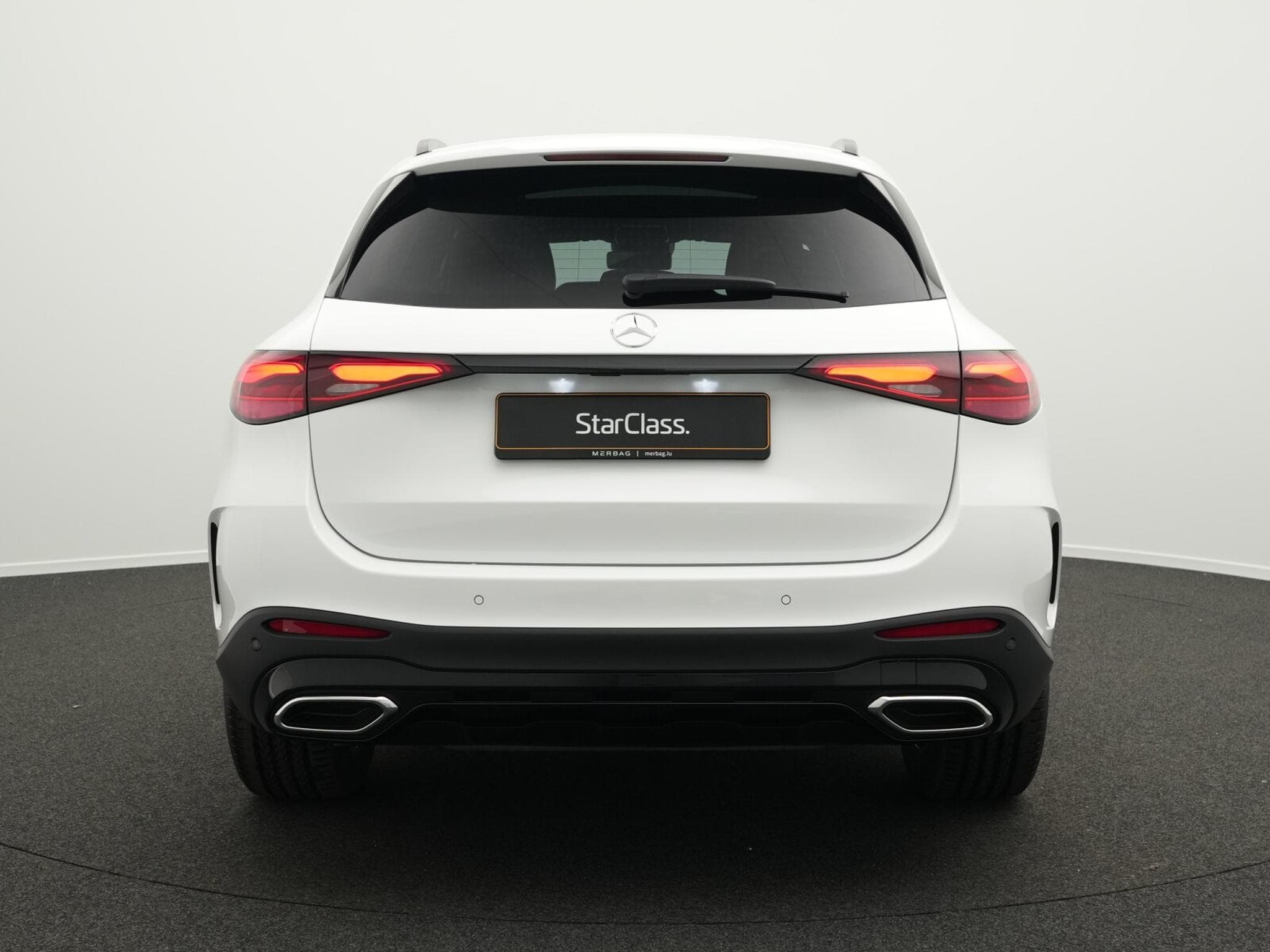 Mercedes GLC 300 4MATIC Pano+Burm+Kamera+Memo (2025) - Foto 4