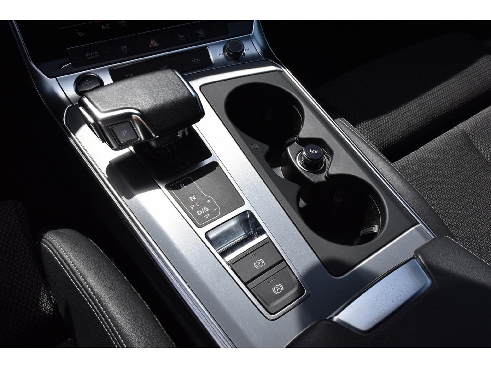 Audi A6 Avant 40 TDI S-Line S-Tronic ACC CAM360 MATRIX (2022) - Photo 20