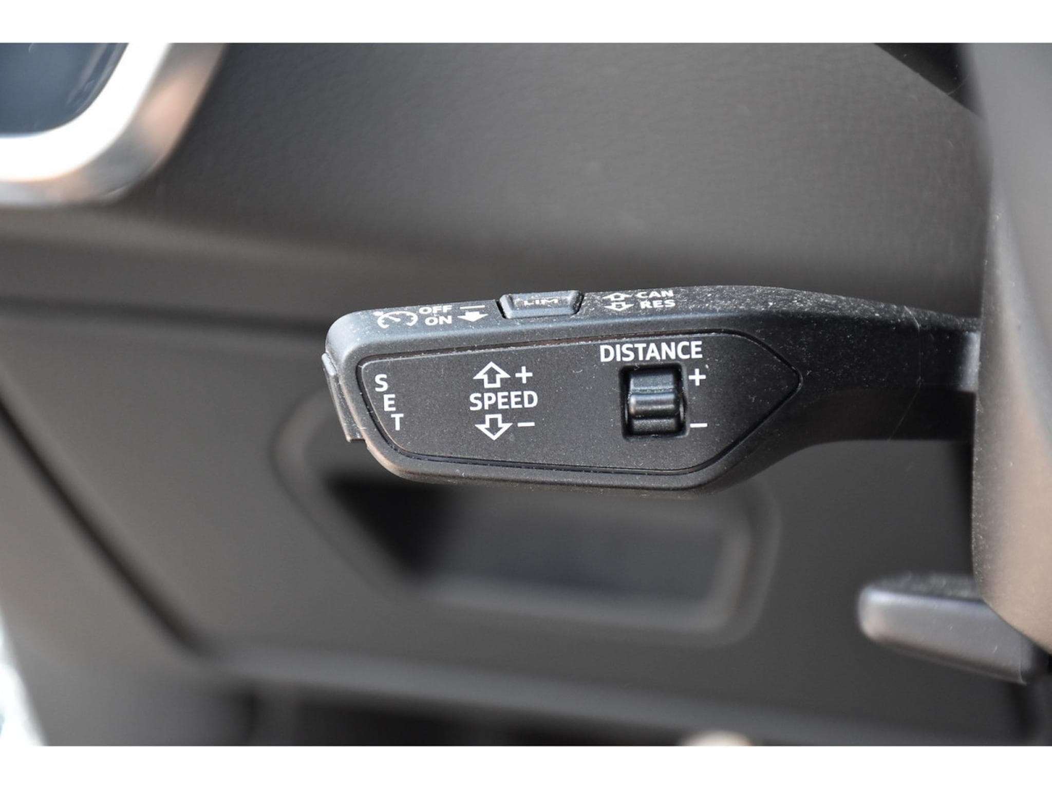 Audi A6 Avant 40 TDI S-Line S-Tronic ACC CAM360 MATRIX (2022) - Photo 21