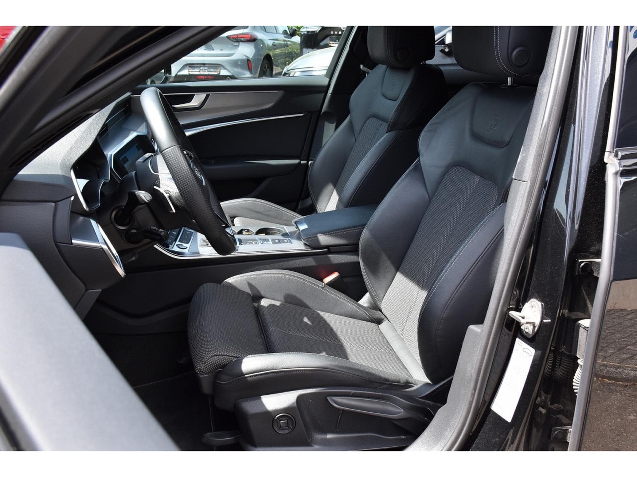 Audi A6 Avant 40 TDI S-Line S-Tronic ACC CAM360 MATRIX (2022) - Photo 7