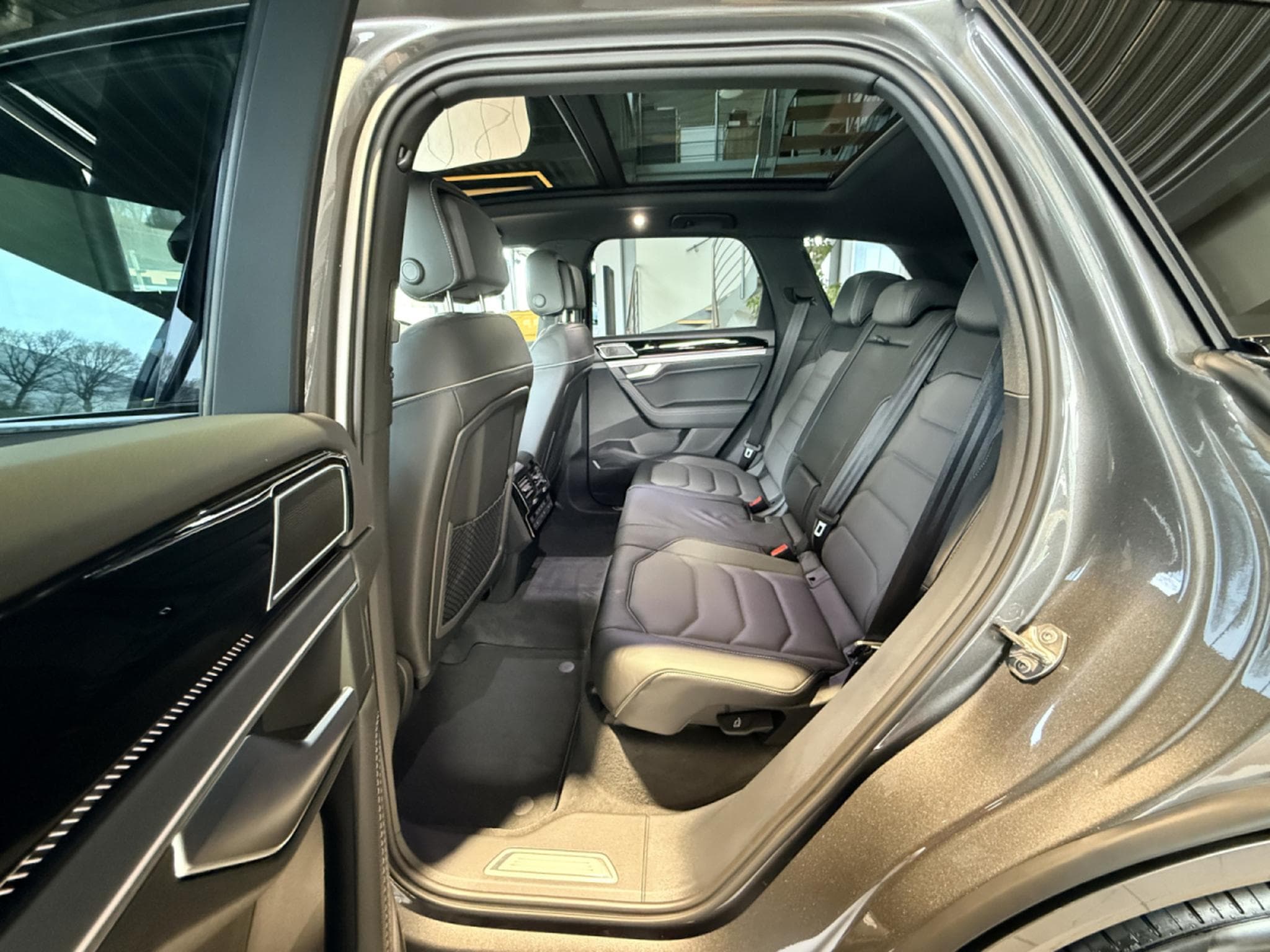 VW Touareg R-Line 3.0 V6 TDI 4MOTION 210 kW / 286 CV Boîte automatique (2026) - Photo 4