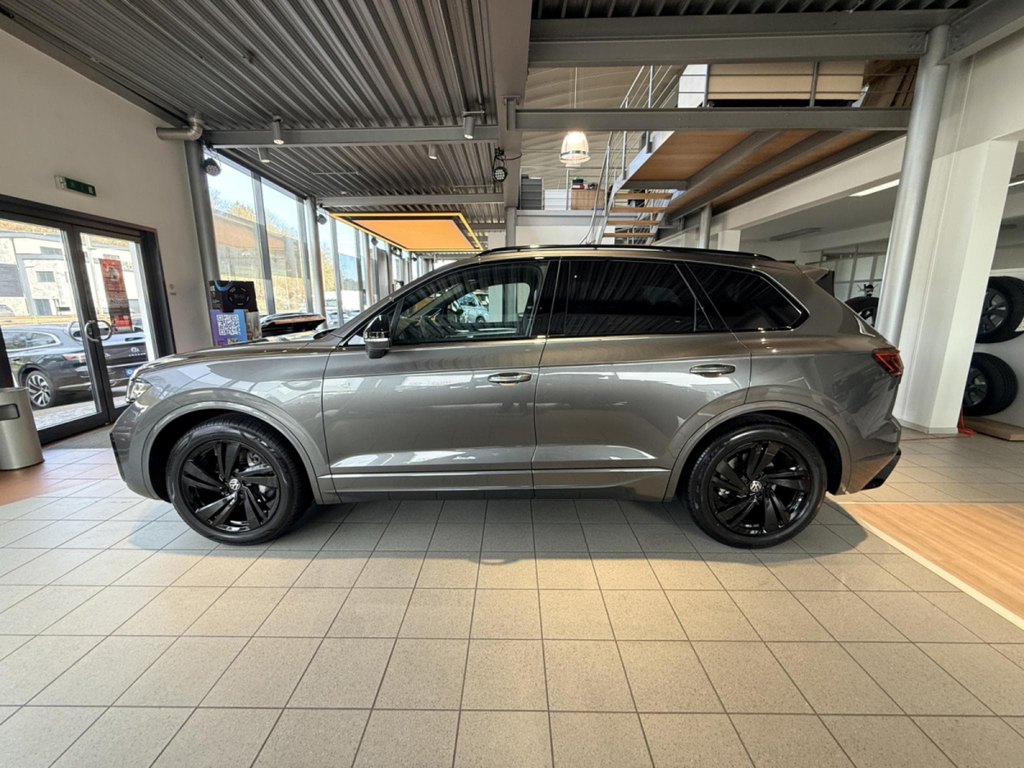 VW Touareg R-Line 3.0 V6 TDI 4MOTION 210 kW / 286 CV Boîte automatique (2026) - Photo 6
