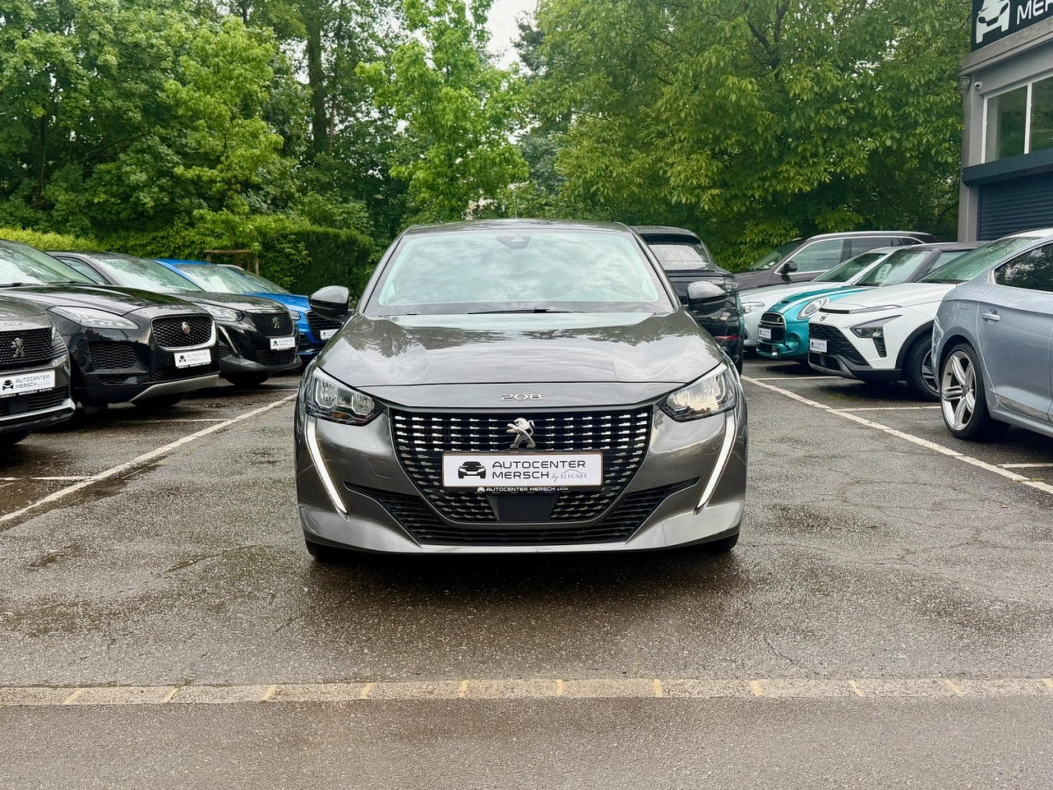 Peugeot 208 1.2 PureTech 100 EAT8 Allure (2022) - Photo 2