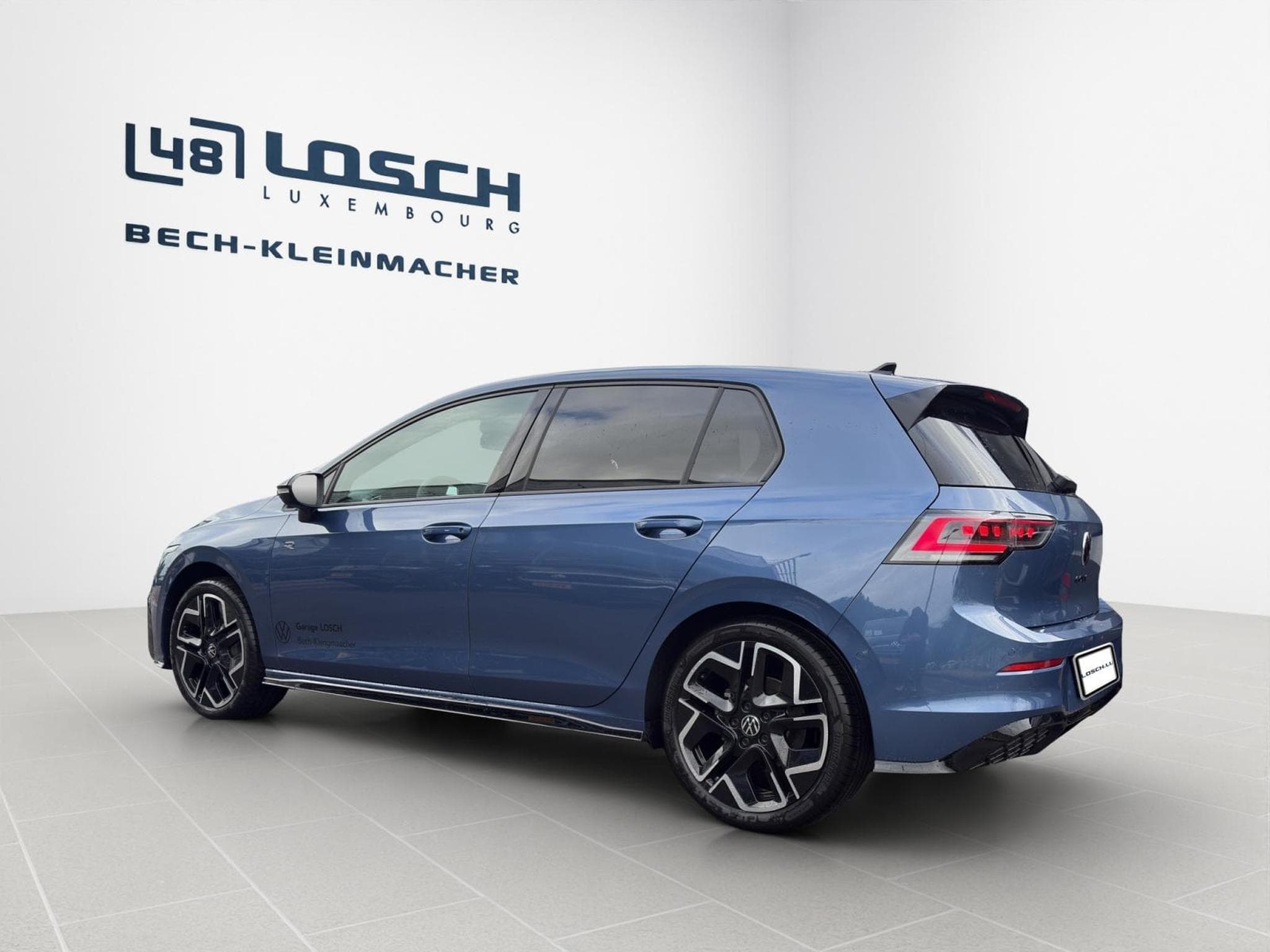 VW Golf R-Line (2026) - Photo 4