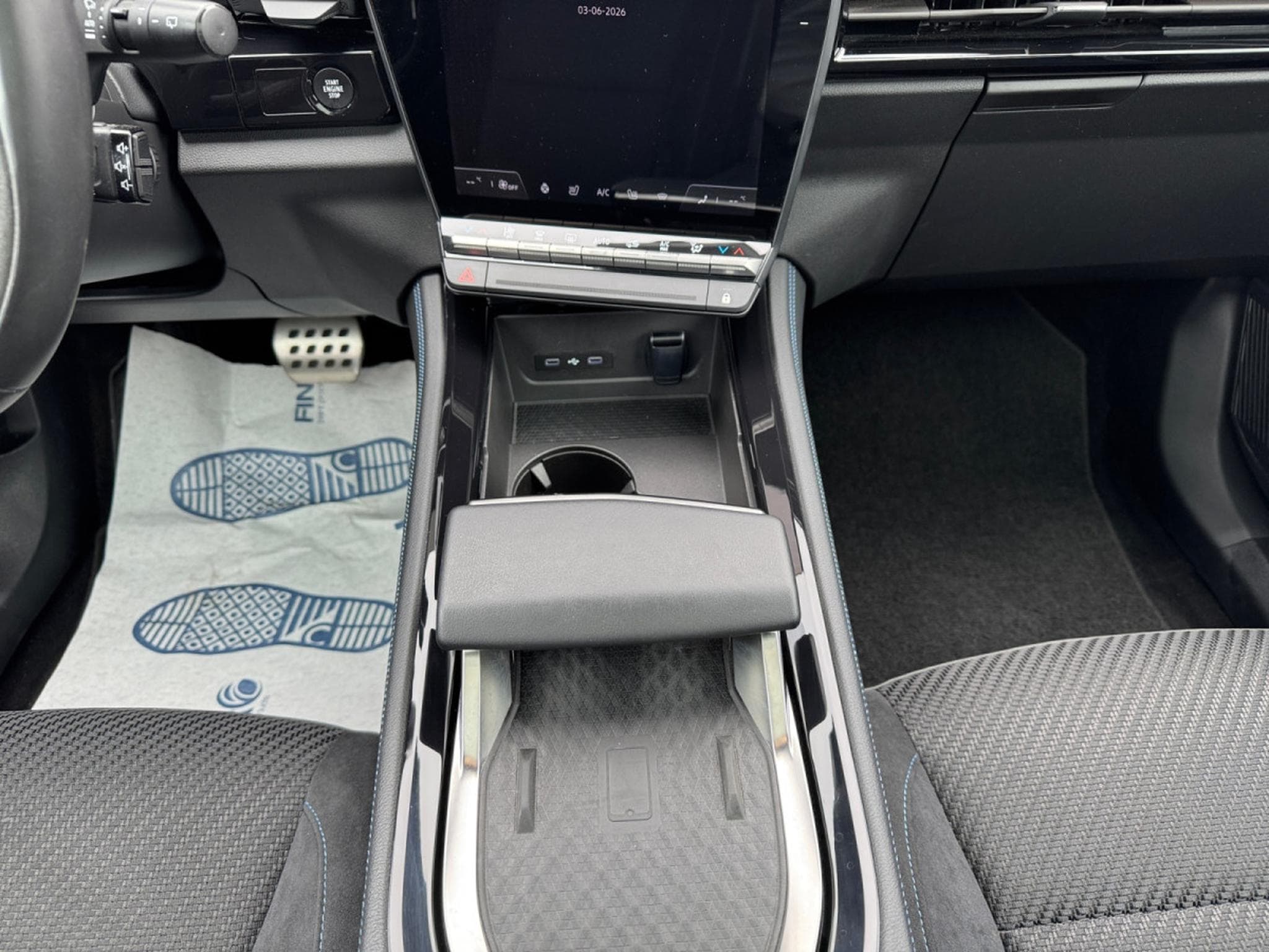 Renault Austral Iconic Esprit Alpine (2023) - Foto 15