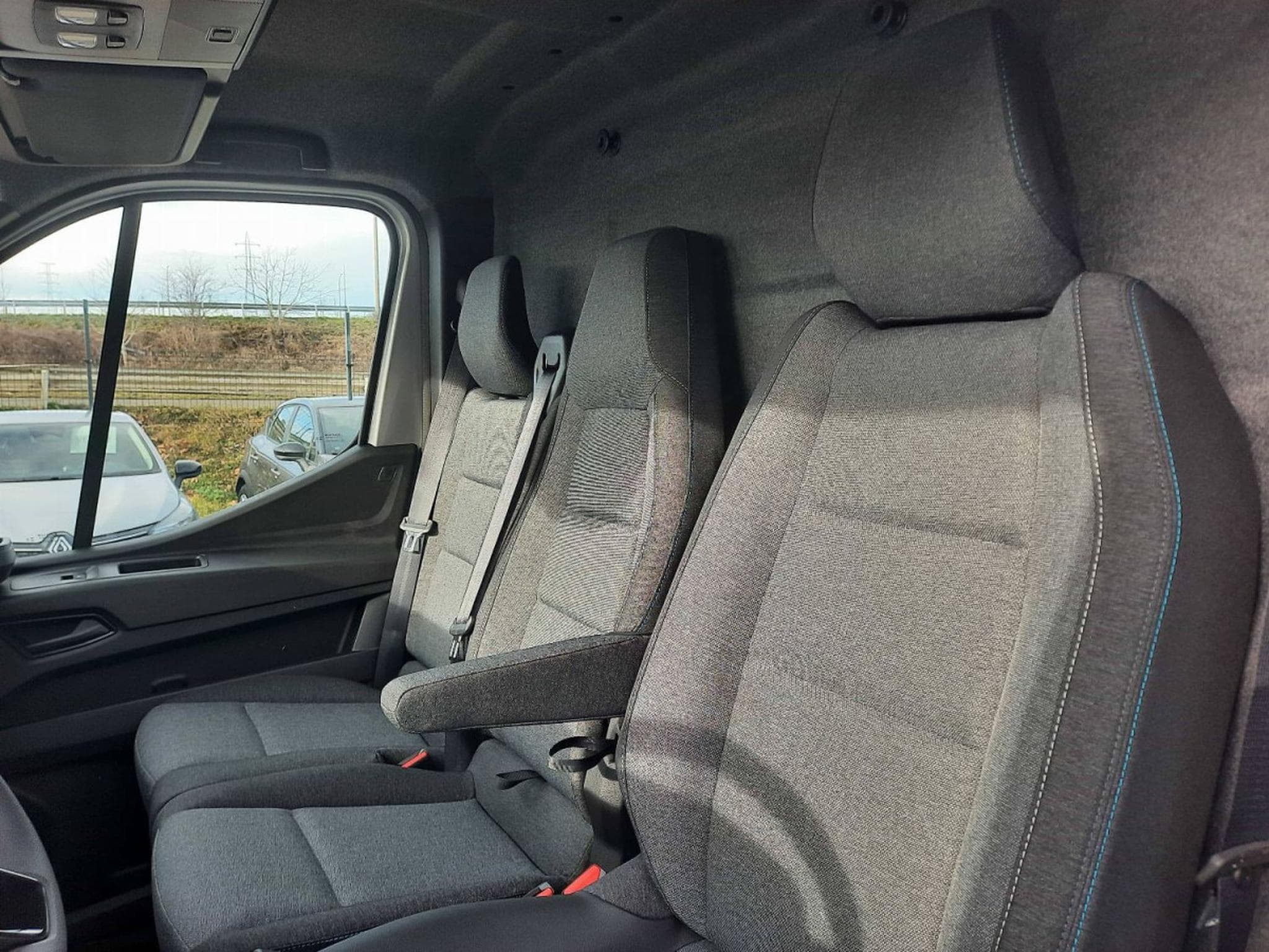 Renault Master 2.0 Dci 130  L3H2 (2026) - Foto 12
