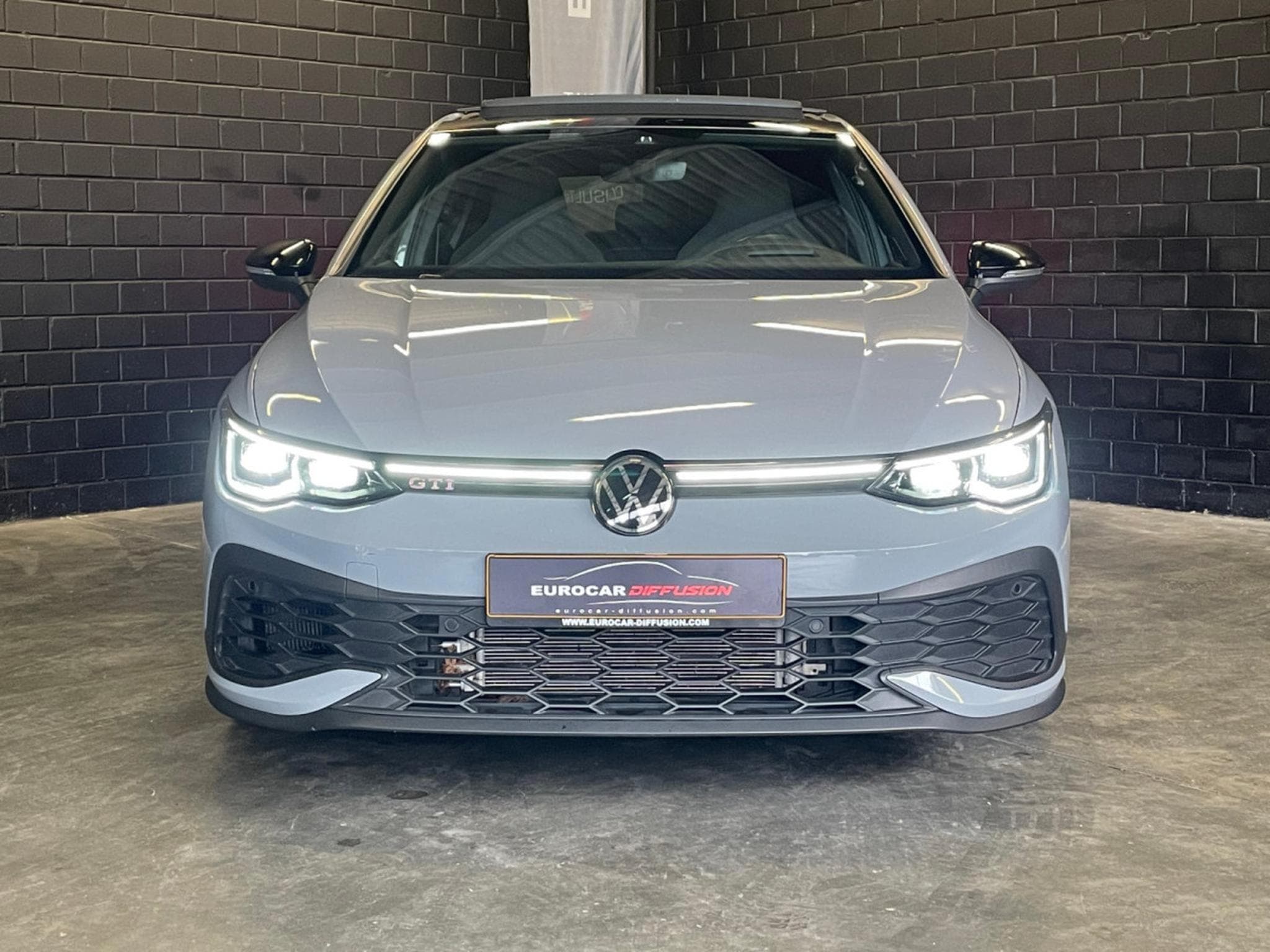 VW Golf GTI Clubsport 2.0 TSI 300 CV DSG7 *DCC *PACK PERF* AKRA* MAT (2024) - Foto 3