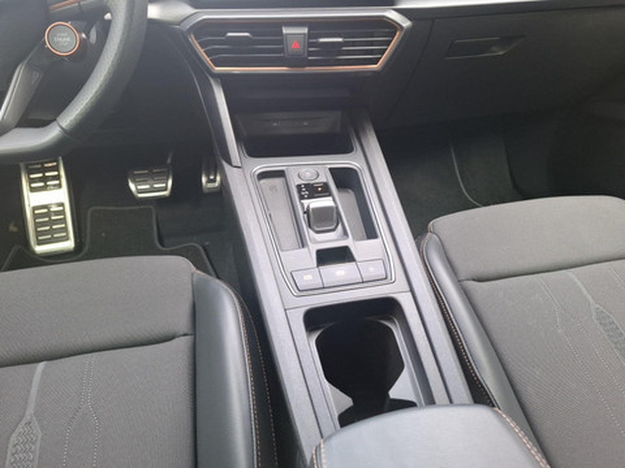 Cupra Formentor 2.0 TSI 4Drive 228kW DSG VZ (2020) - Photo 10
